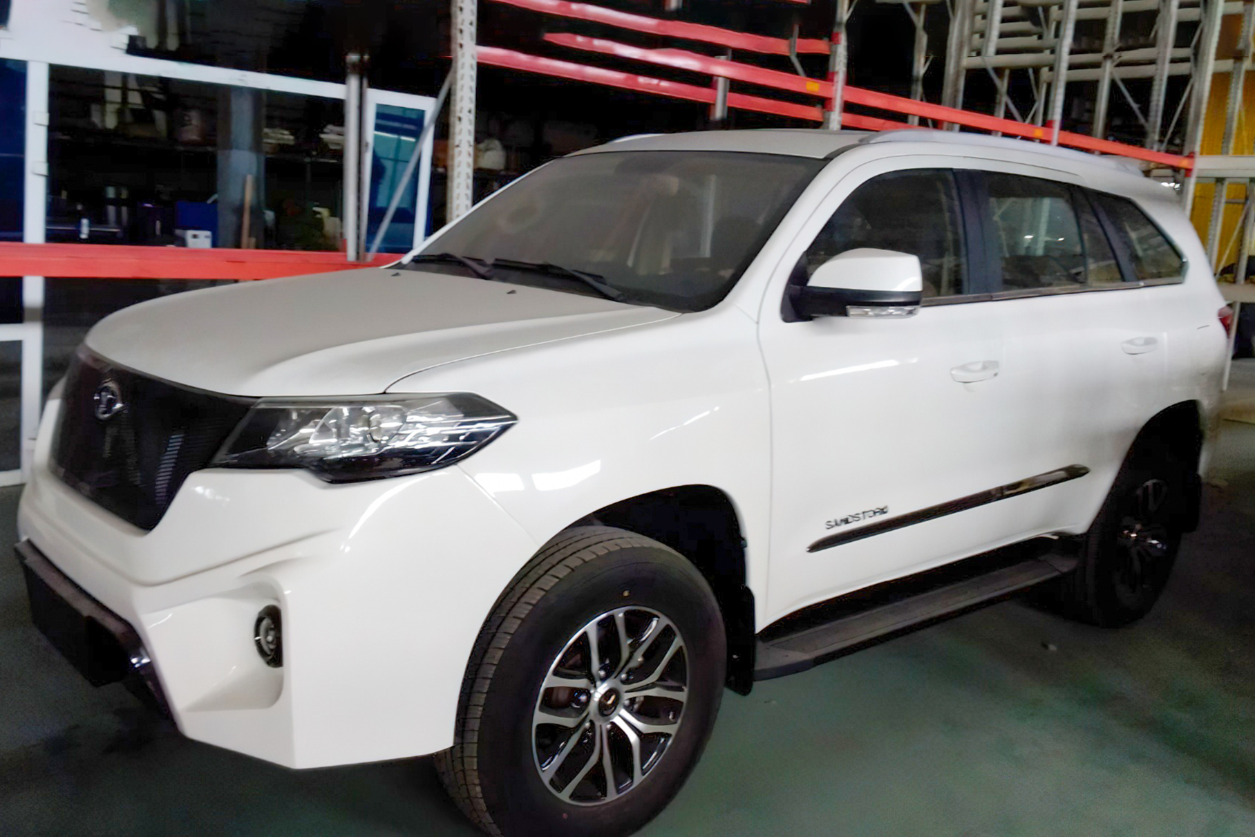 Посмотрите на арабский вариант Toyota Land Cruiser на китайских агрегатах