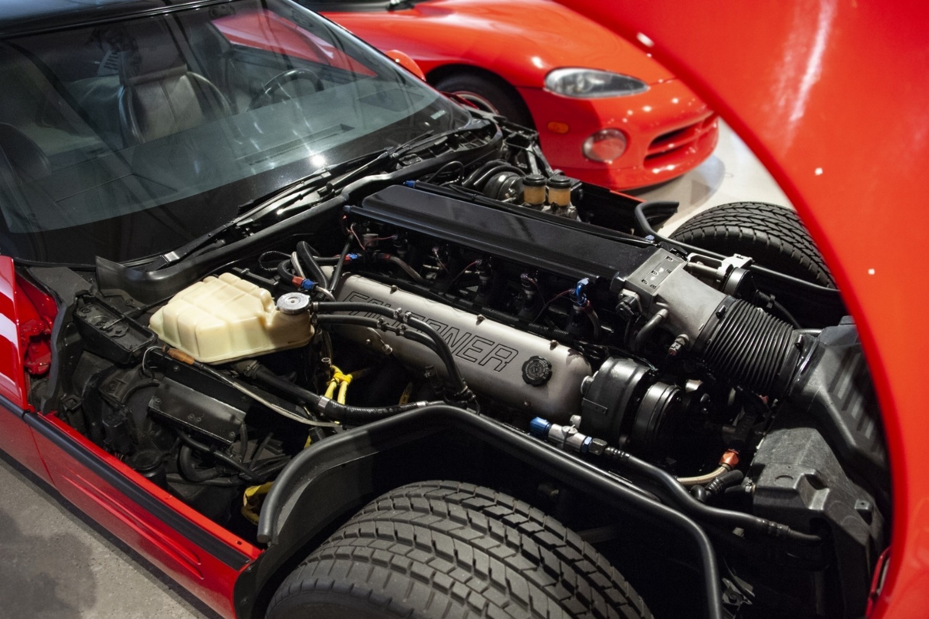 Инженеры прозвали сверхмощный Corvette «Конан» в честь главного героя боевика «Конан-варвар» с Арнольдом Шварценеггером. К счастью, уникальная машина сохранилась: её можно увидеть в музее Корветов в Боулинг-Грин.