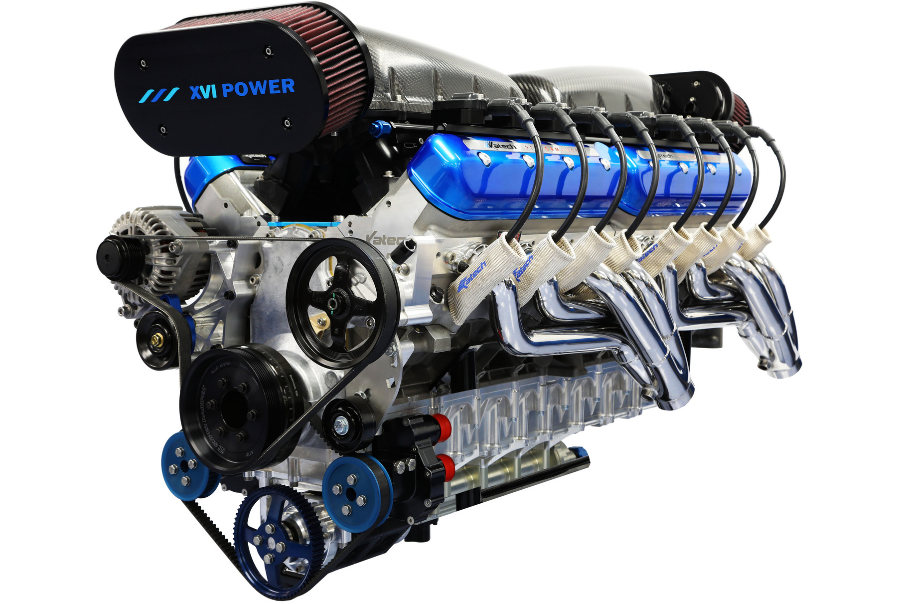Двигатель V16 фирмы XVI Power. Обратите внимание, что с каждой стороны просто установлено по две головки от мотора Chevrolet V8