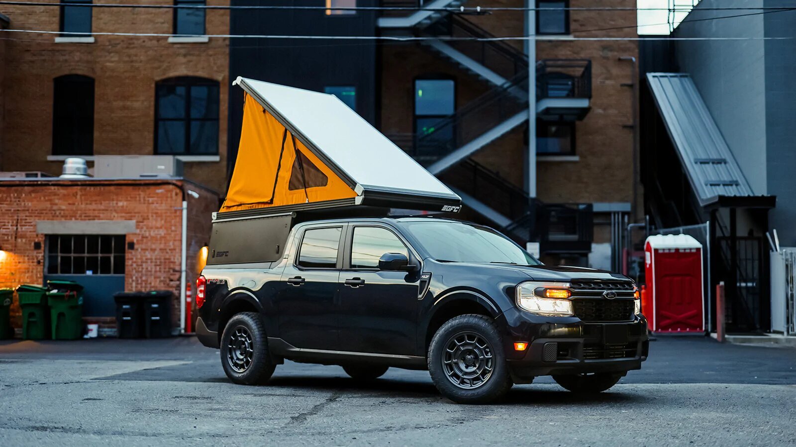 Для нового Ford Maverick придумали палатку в кузов