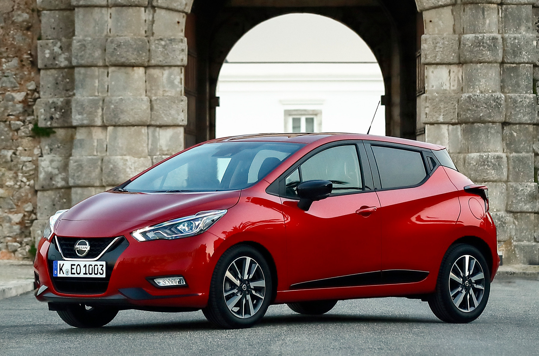 ###  Японская компания [откажется](https://motor.ru/news/nissan-new-compact-ev-27-01-2022.htm) от хэтчбека в пользу электромобиля.