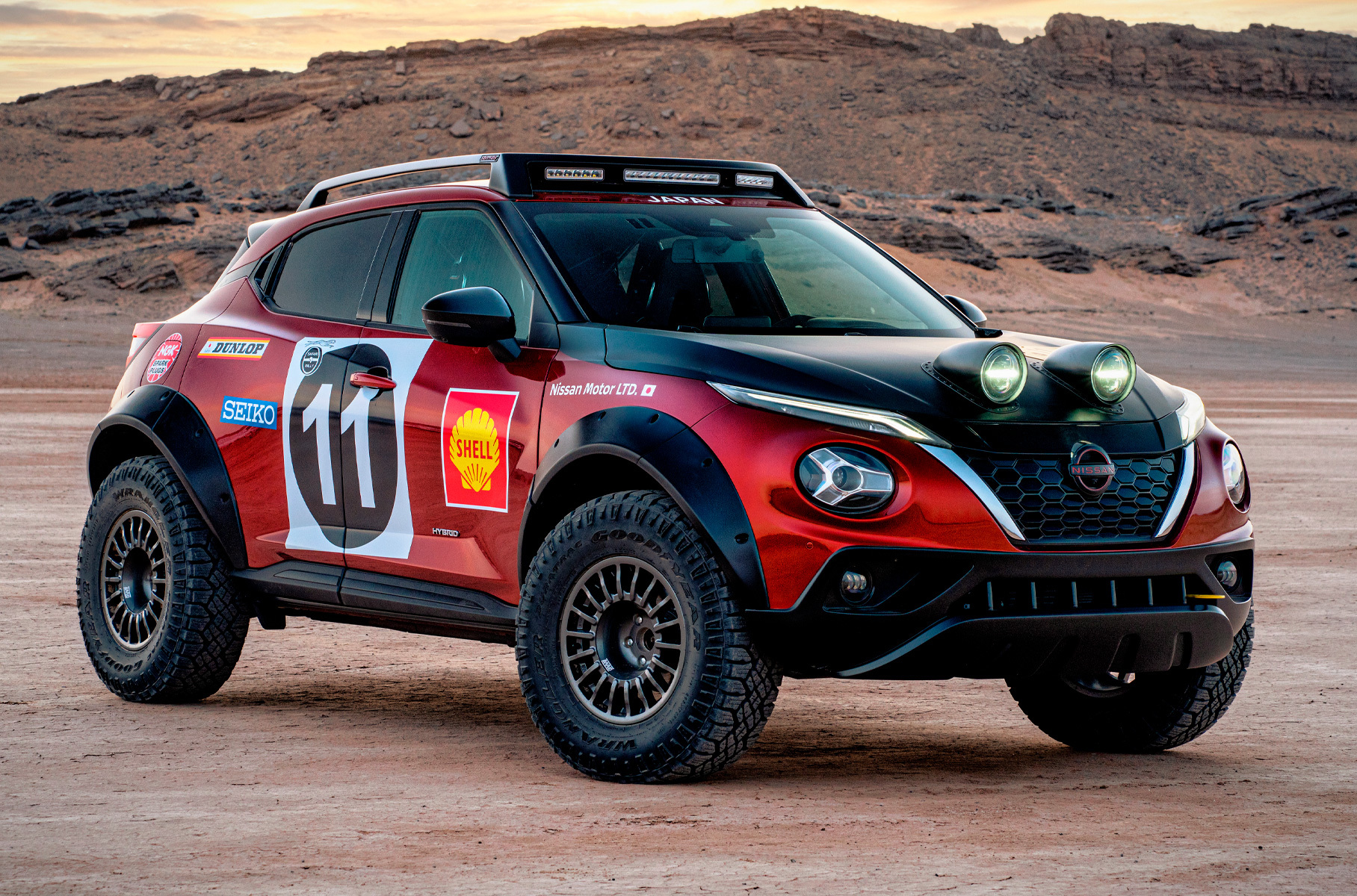 ###  Производитель [превратил](https://motor.ru/news/nissan-juke-offroad-18-05-2022.htm) гибридный кроссовер во внедорожник.