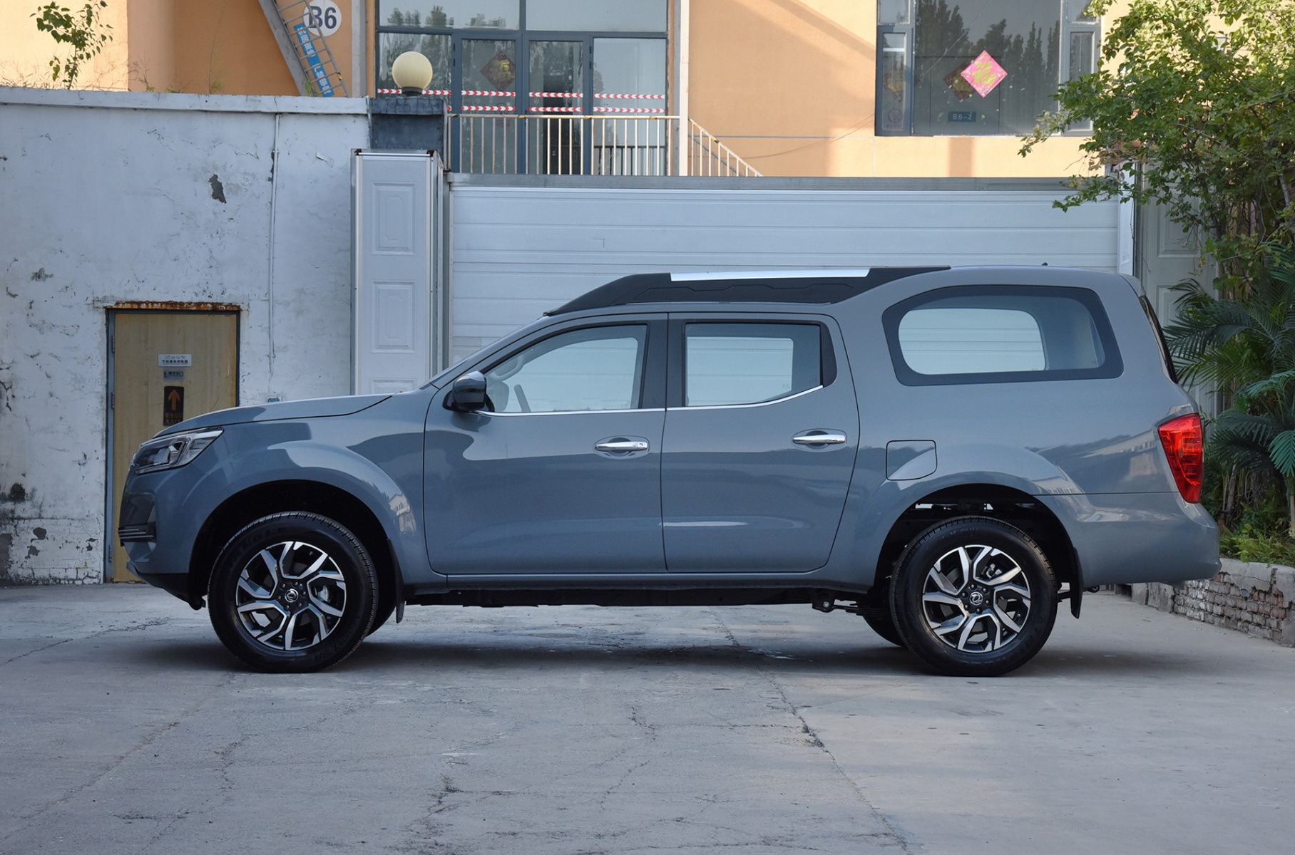 Обновленный Dongfeng Palaso, autohome.com.cn