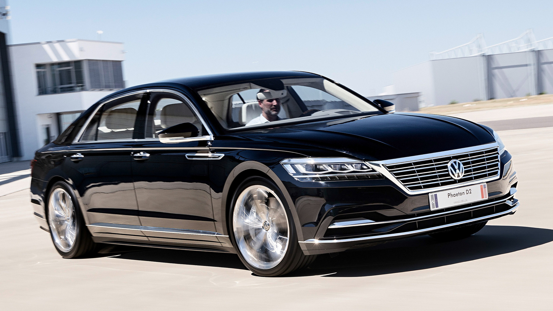 Видео: обзор Volkswagen Phaeton D2, который мог стать лучше Audi A8 —  Лаборатория — Motor