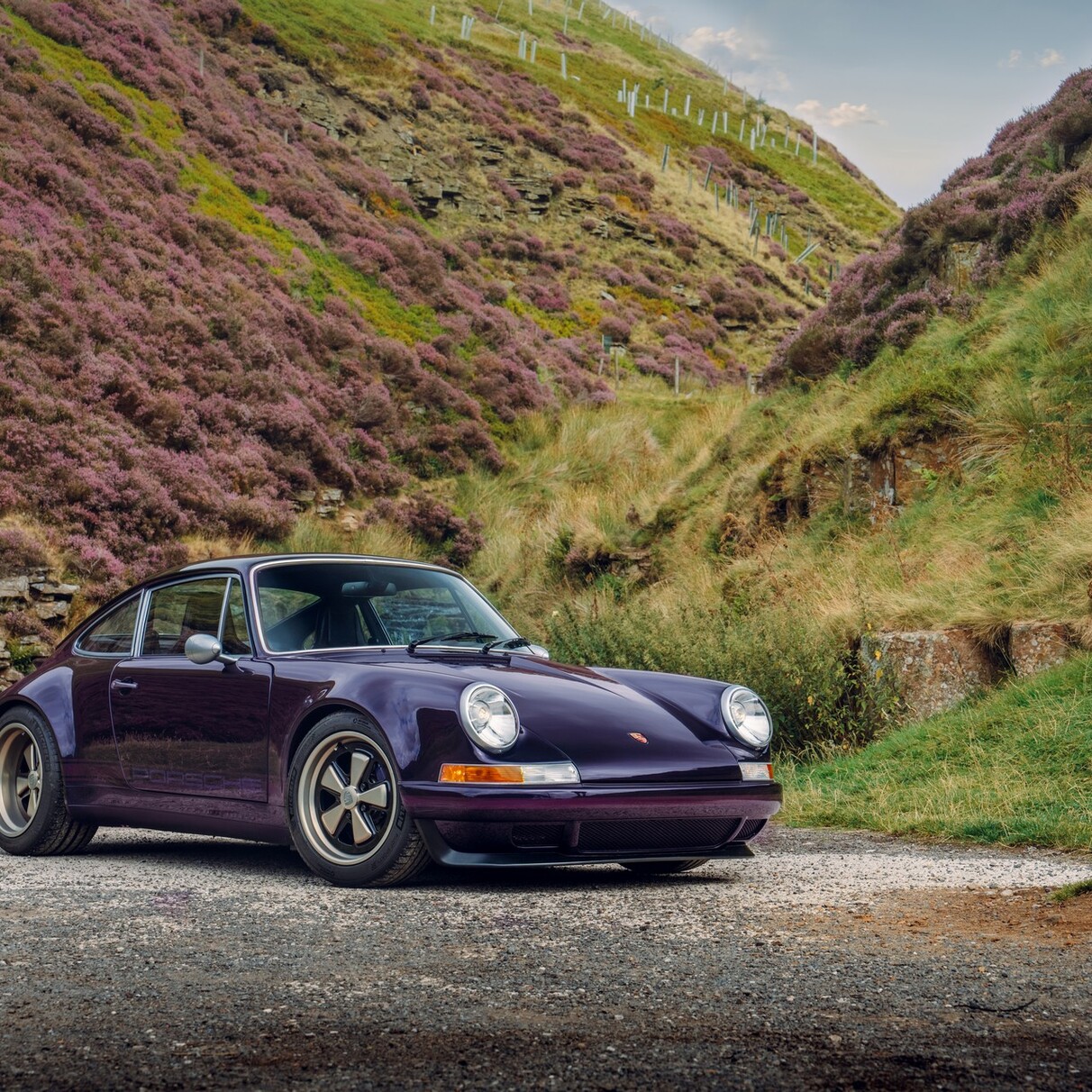 Theon Design превратил Porsche 964 в рестомод — Motor