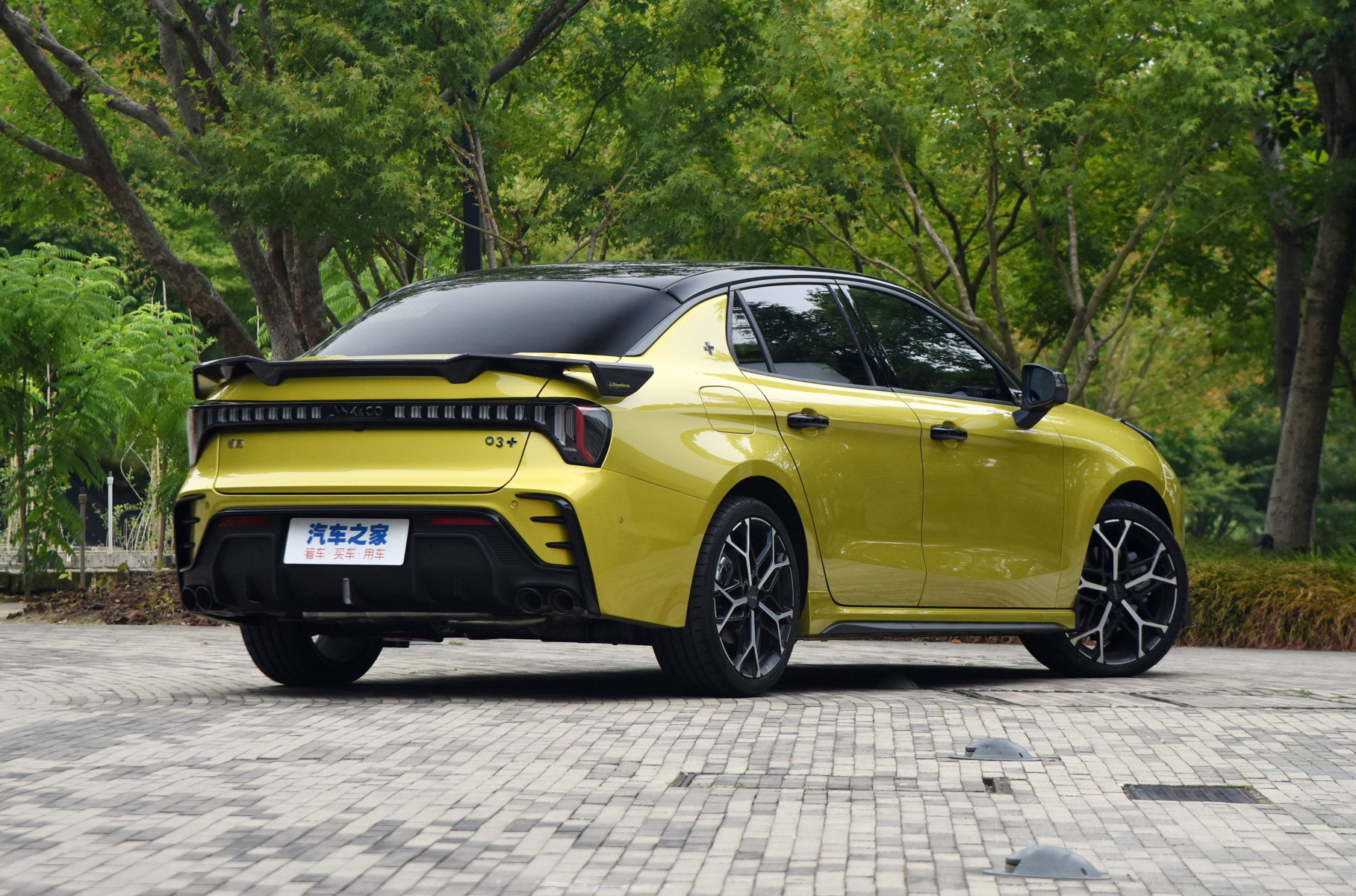 Обновленный Lynk & Co 03+, autohome.com.cn