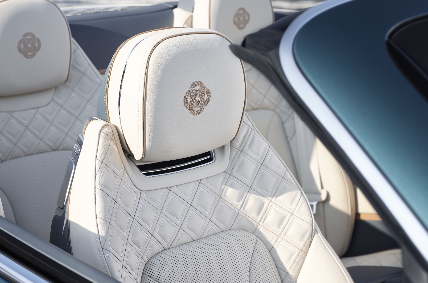 Bentley представила «морские» версии кабриолета Continental GT