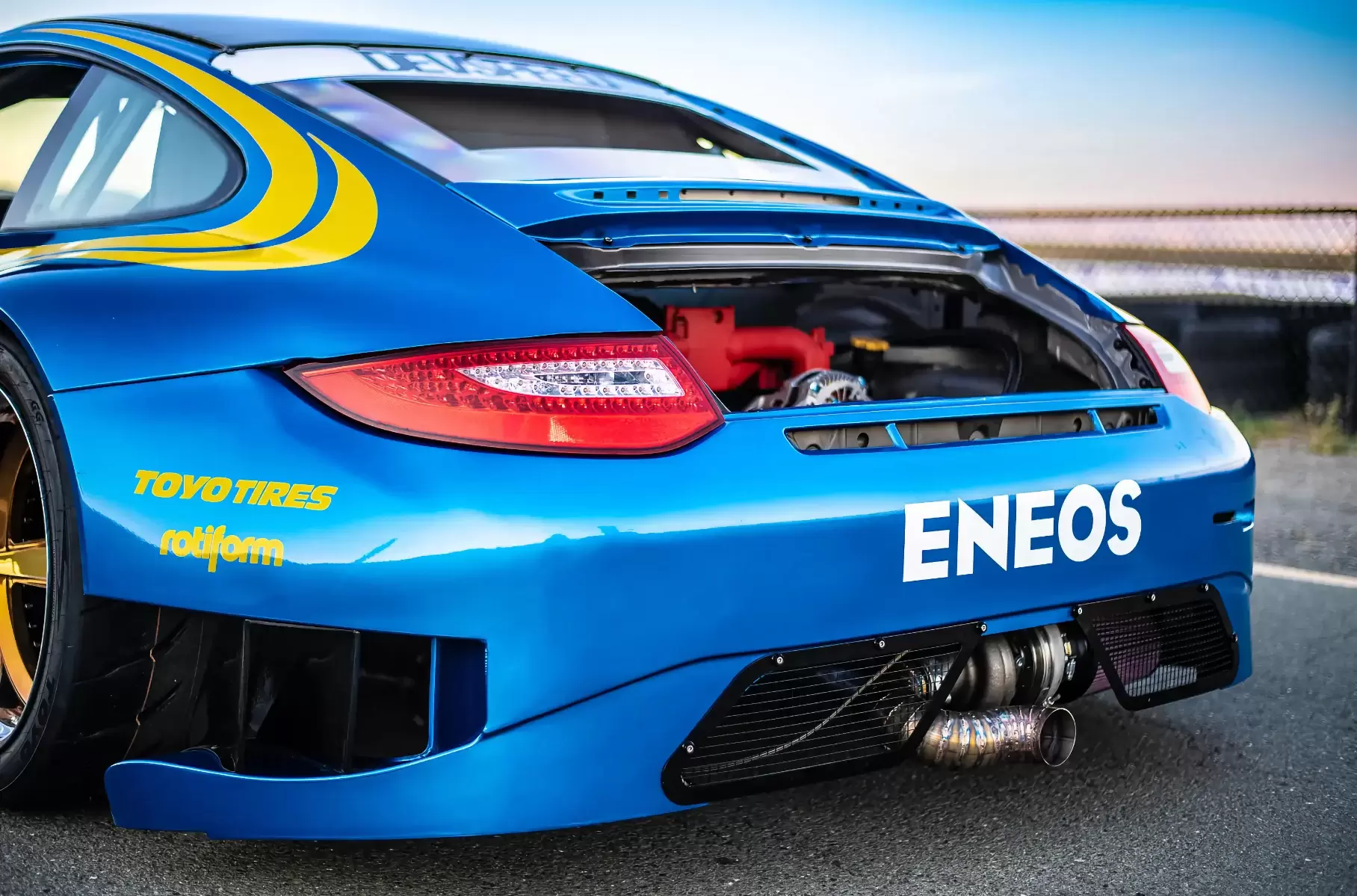 Посмотрите на Porsche 911 GT3 с двигателем от Subaru