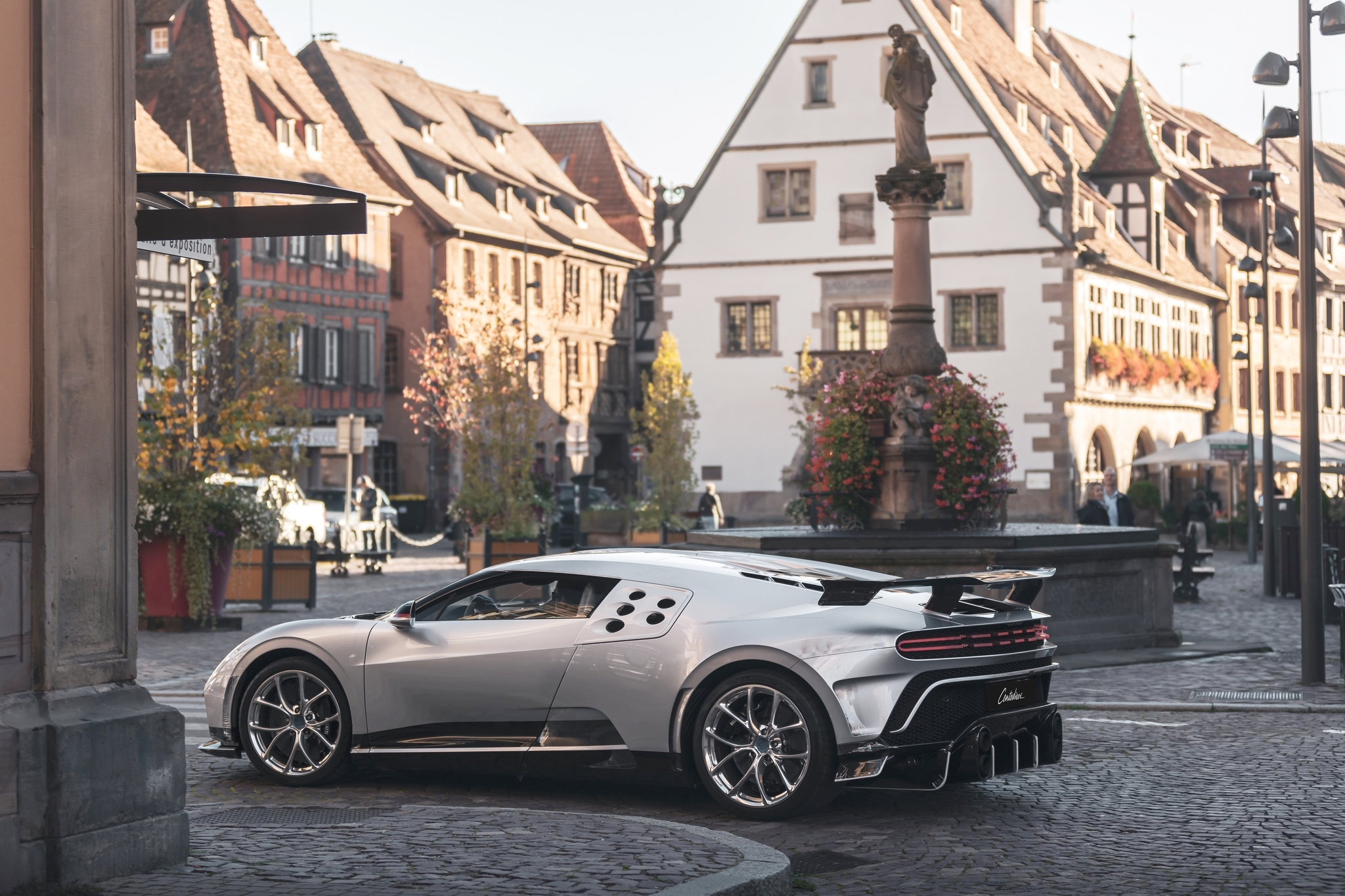 Bugatti рассказала о тестах гиперкара Centodieci