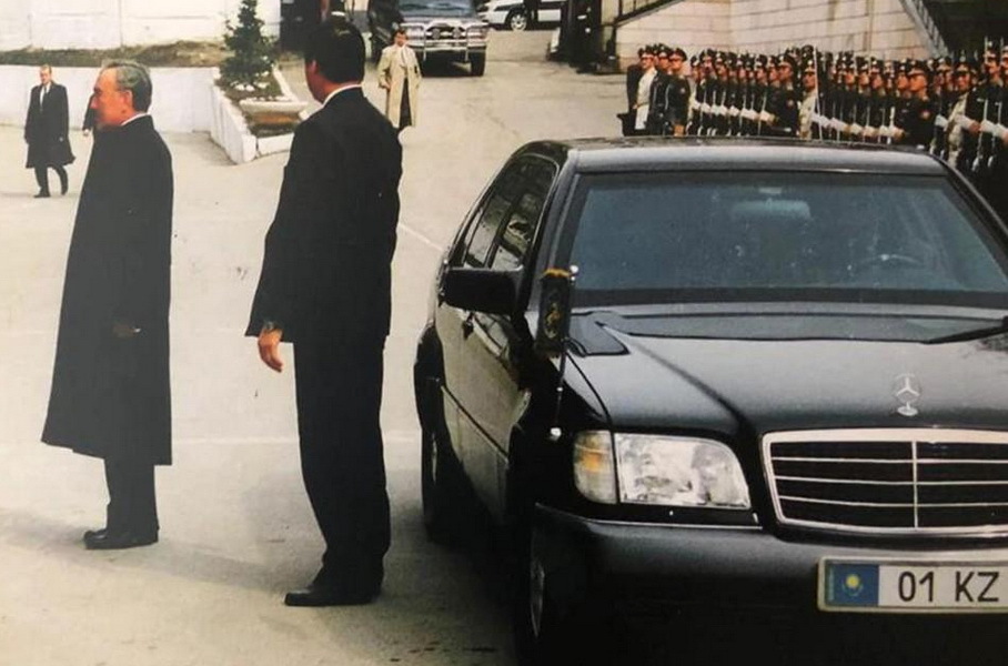 Выставлен на продажу «шестисотый» первого президента Казахстана