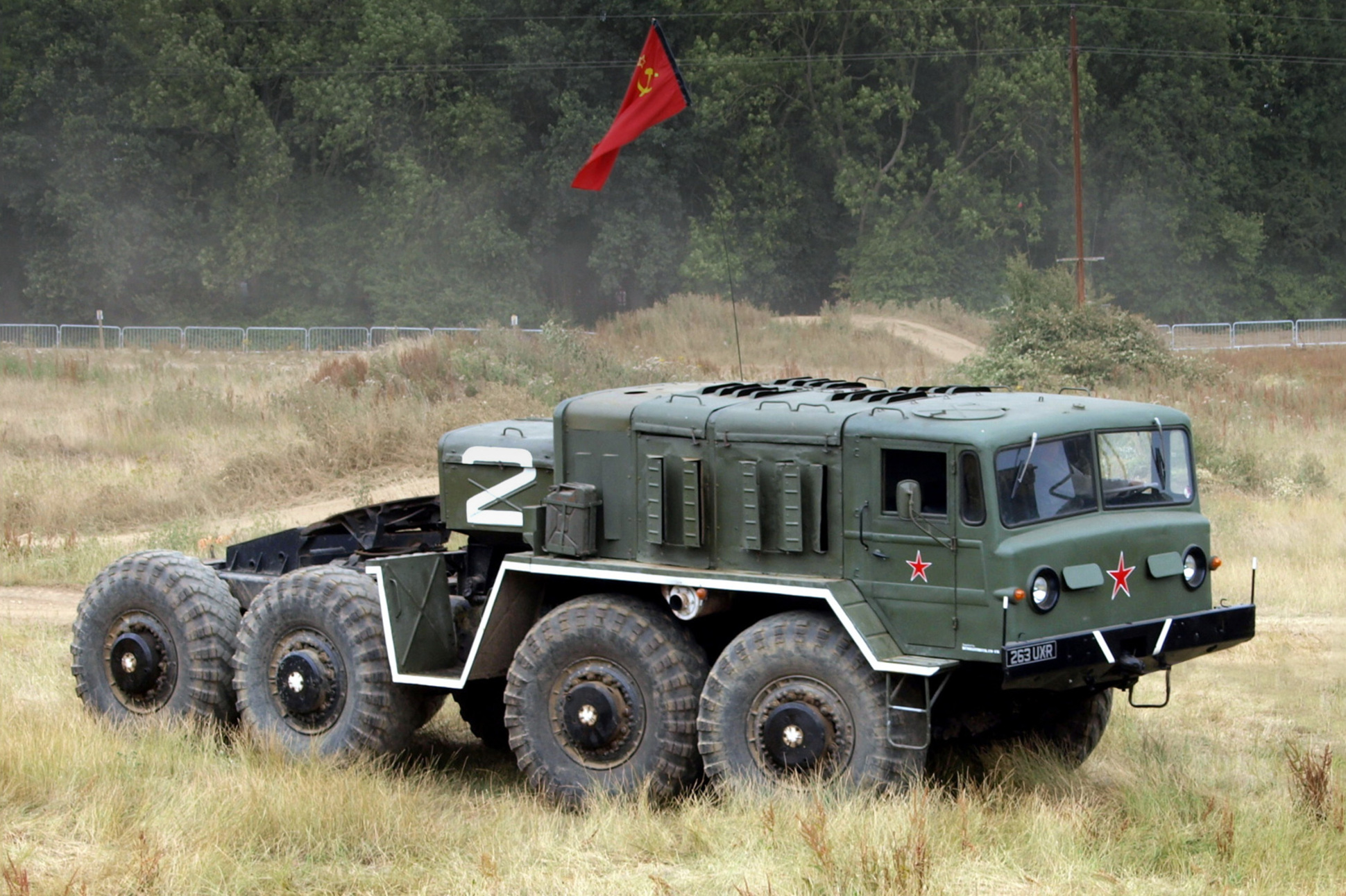 Армейская техника, на которой теперь можно ездить за грибами — Селектор —  Motor