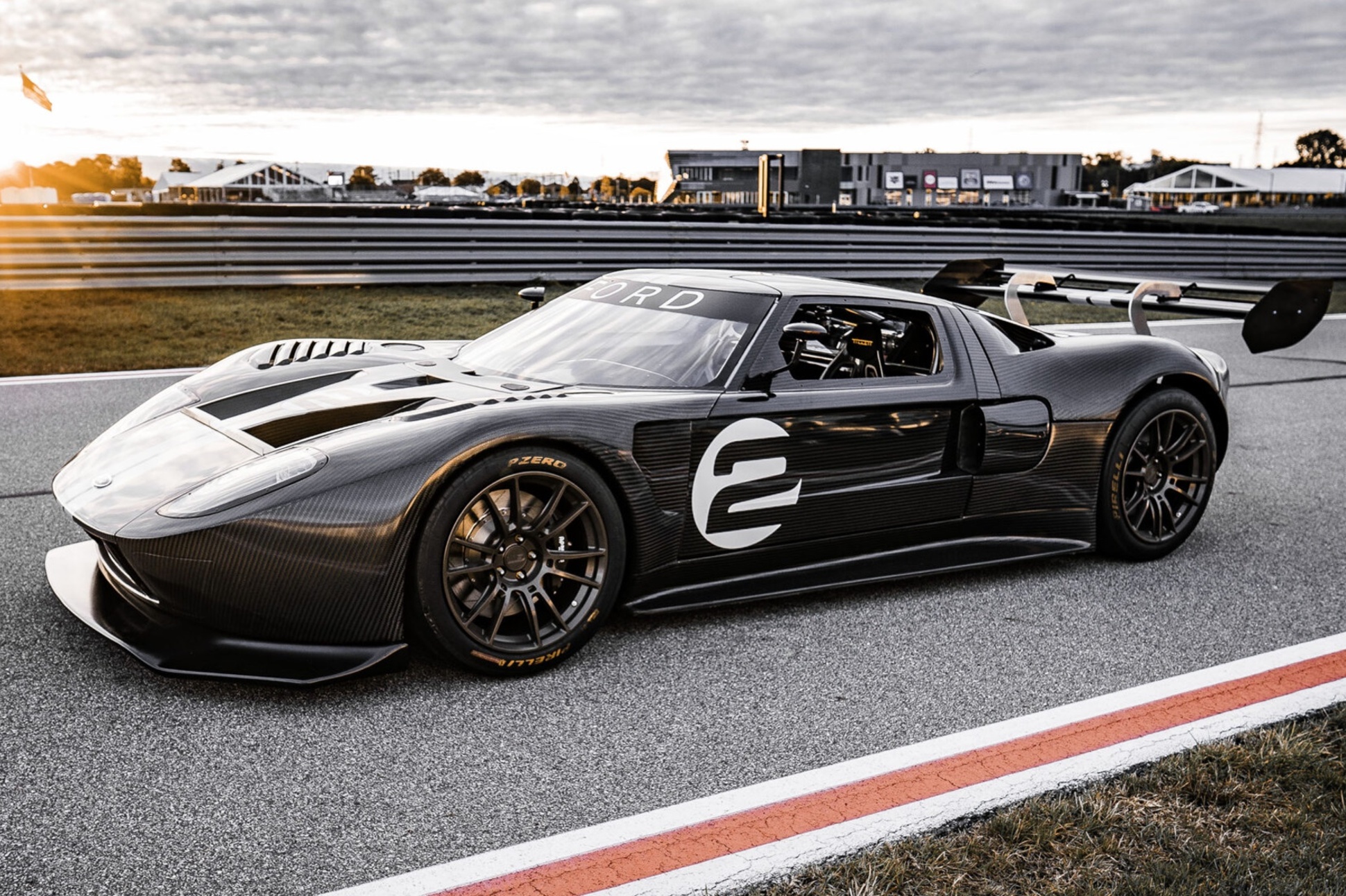 FORD GT ���������� ����������