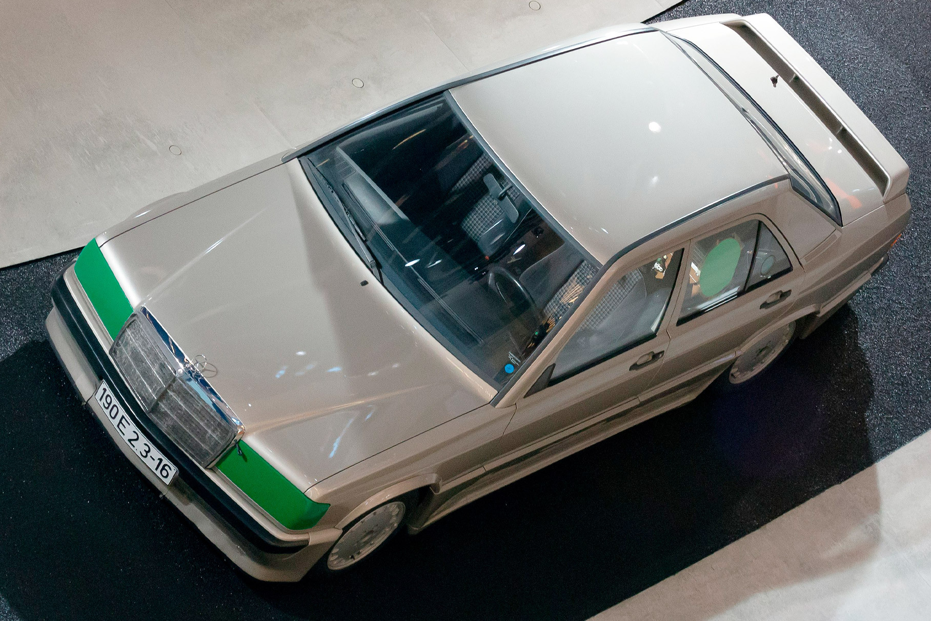 Рекордный 190 Е в музее Mercedes-Benz в Штутгарте