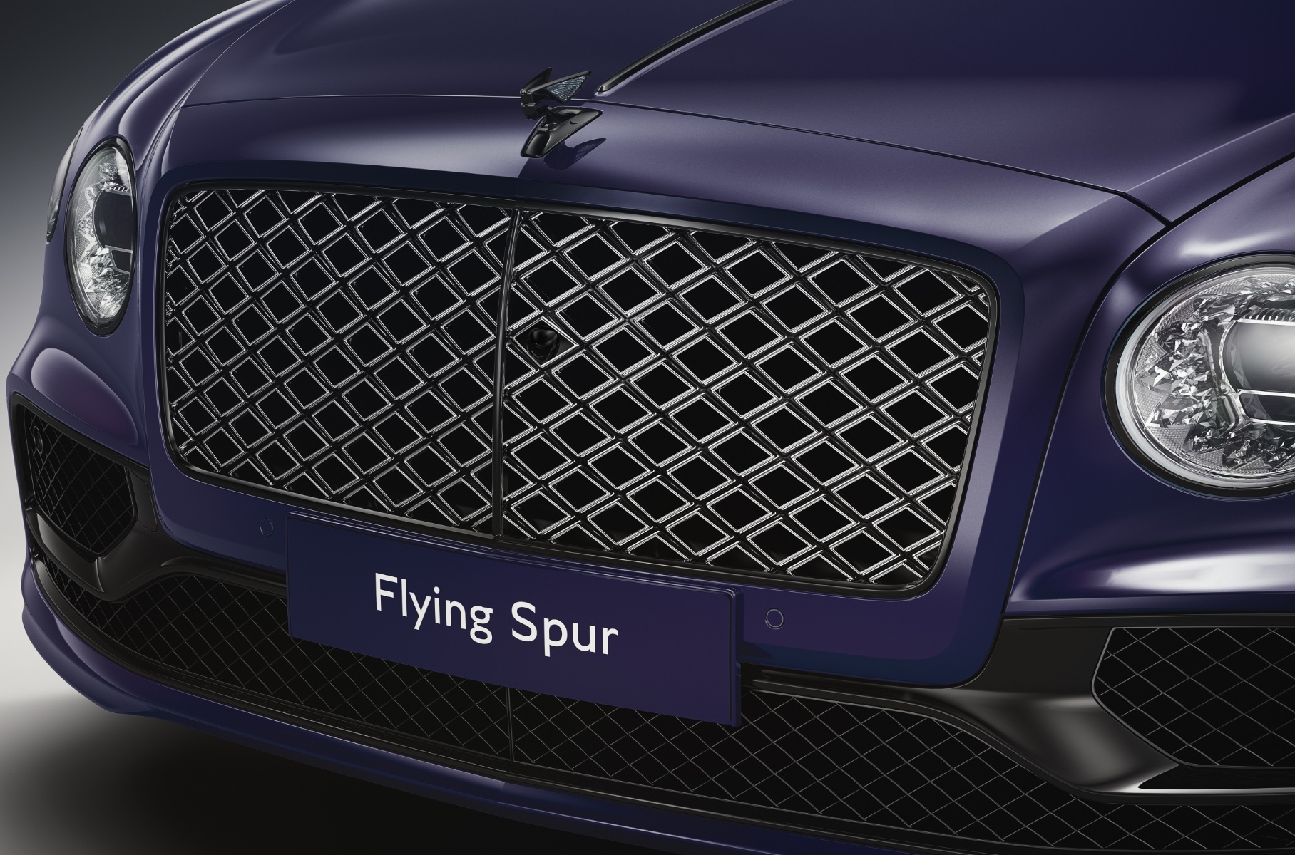 Rolls-Royce подала заявку на регистрацию торговой марки Flying Spur — Motor