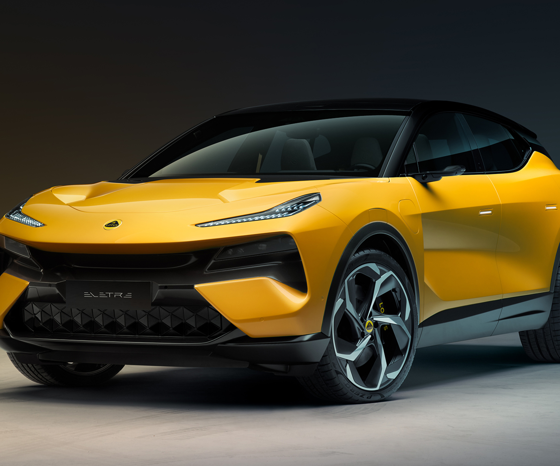 В России начали продавать конкурента Lamborghini Urus от Lotus — Motor