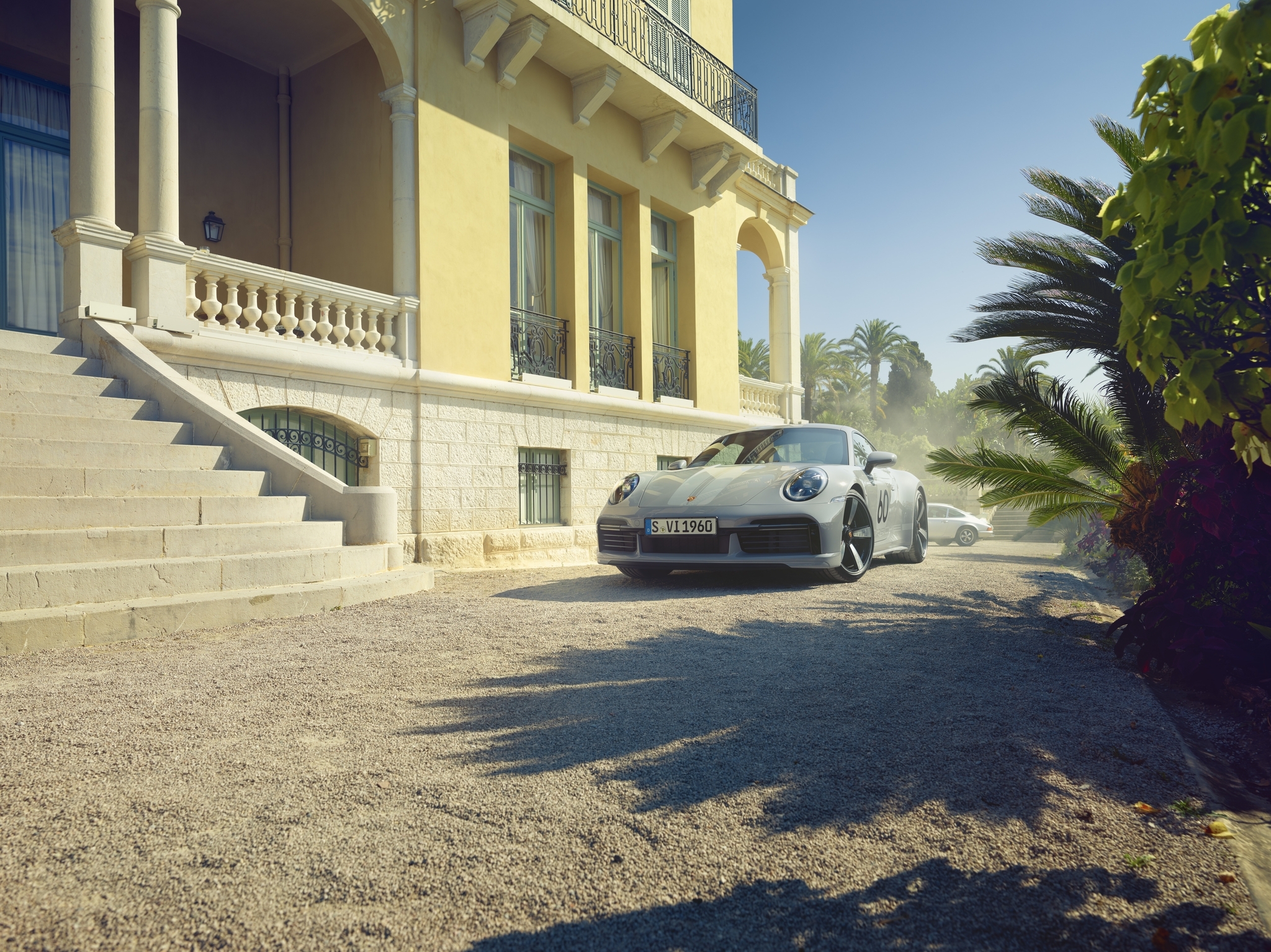 Посмотрите на создание Porsche семейства 911 Sport Classic