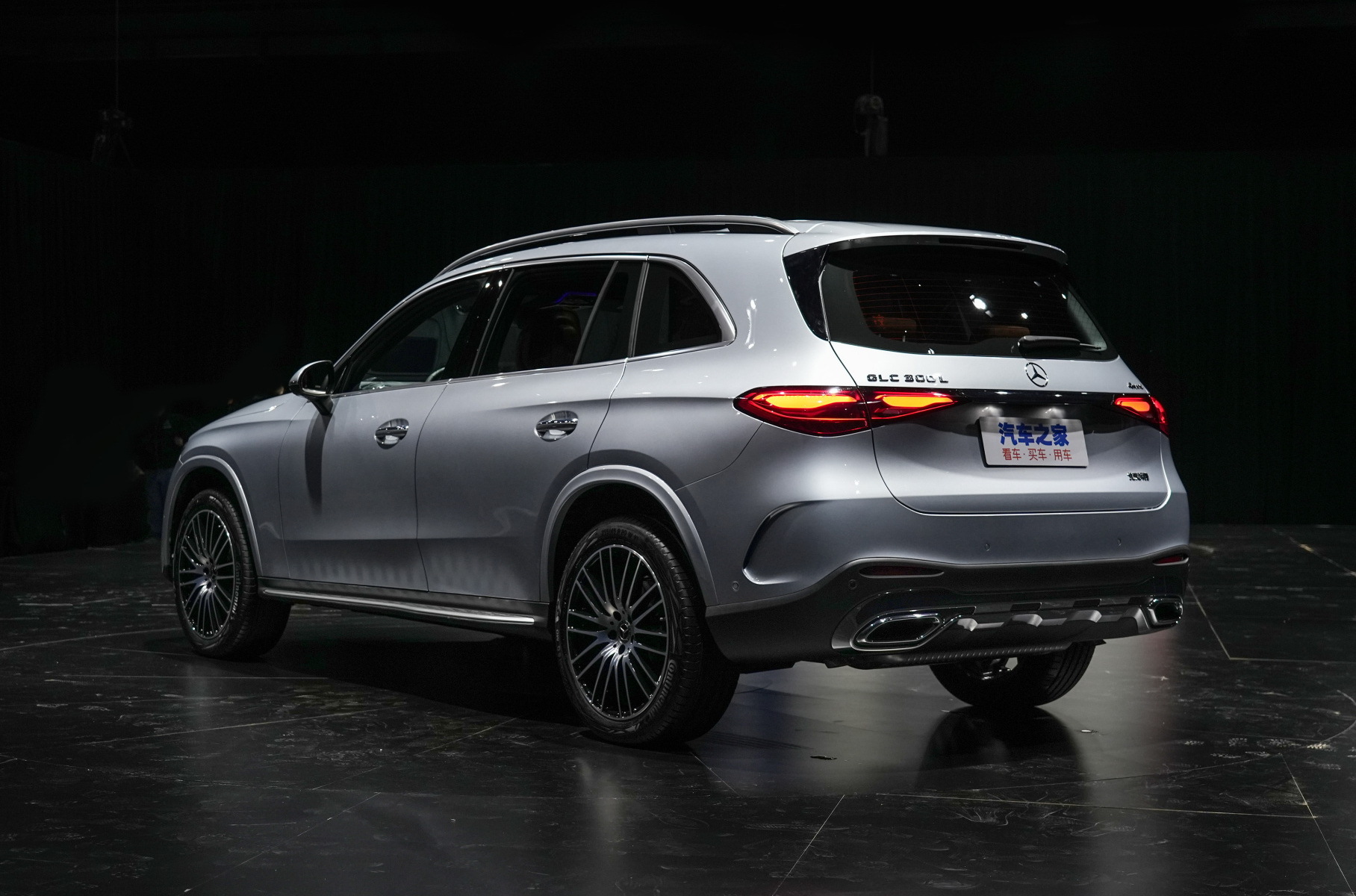 Семиместный Mercedes-Benz GLC 300 L, autohome.com.cn