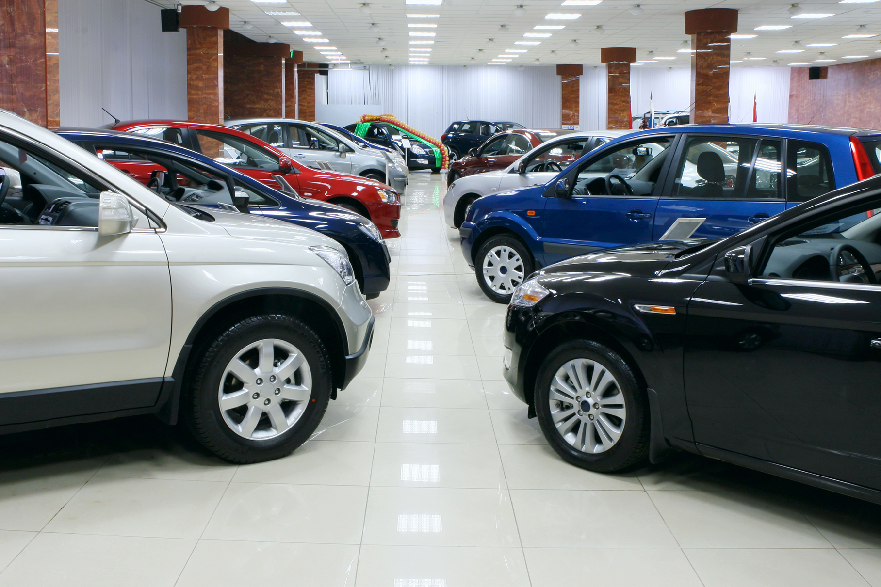 Сколько россияне тратят на покупку подержанных автомобилей