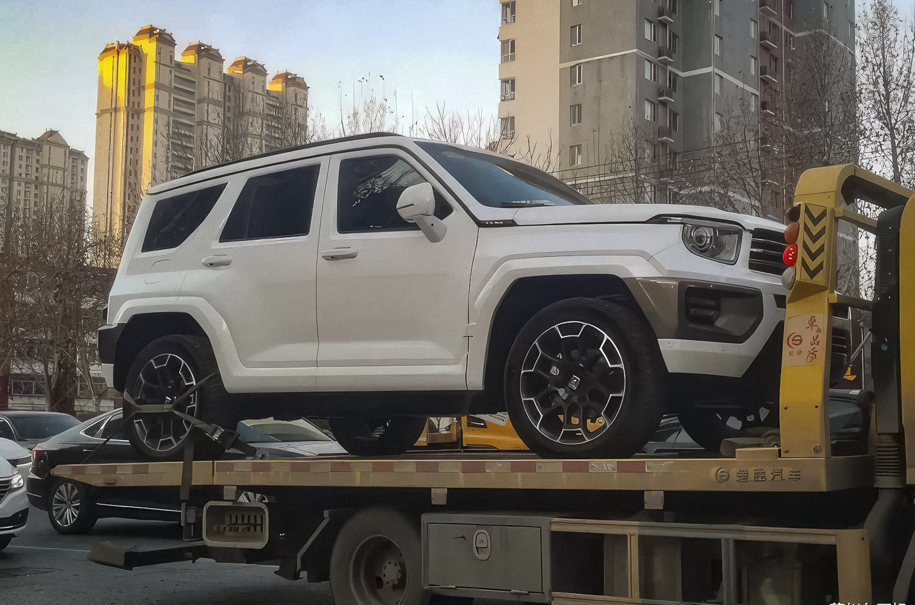 В Китае раскрыли серийную версию Tank 700 - Kolesa.kz Почитать
