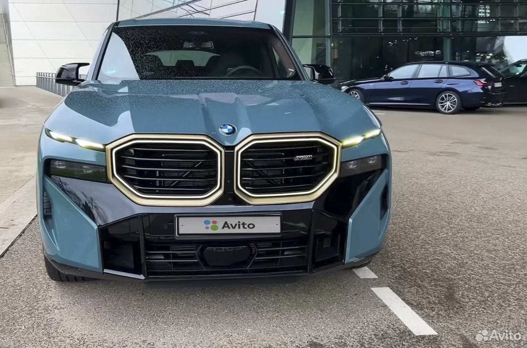 В России выставили на продажу 652-сильный BMW XM Competition за 30 миллионов рублей