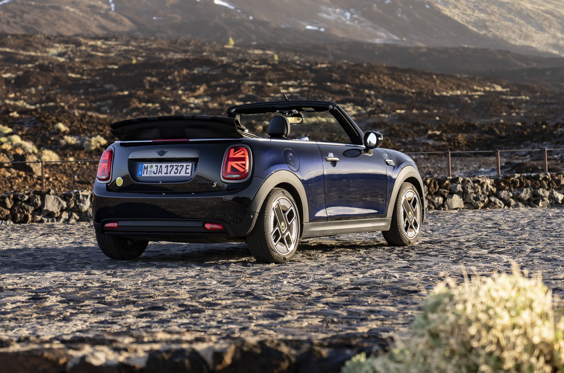 MINI Cooper SE Convertible