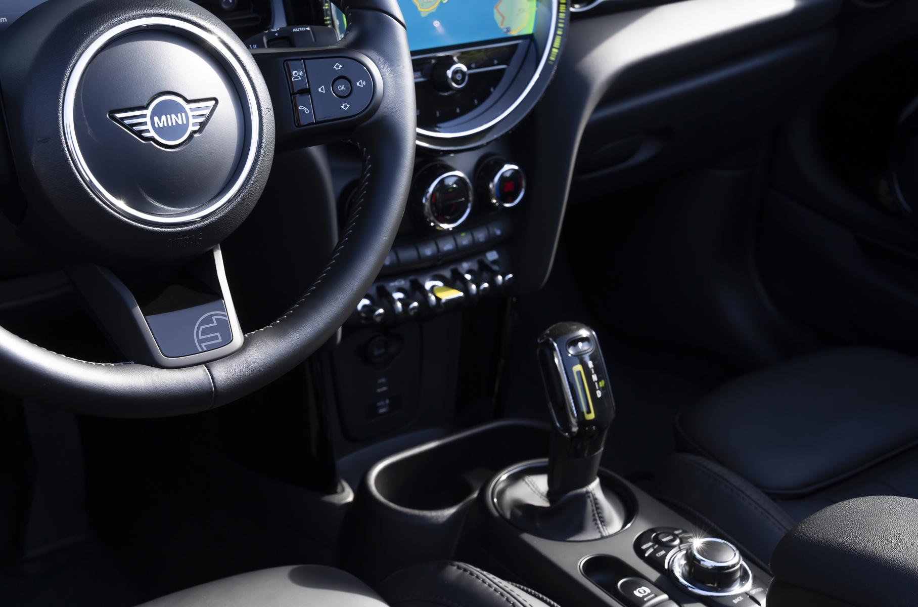 MINI Cooper SE Convertible