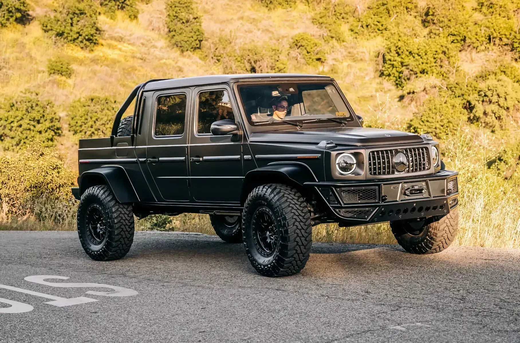 Mercedes-Benz G-Class стал пикапом за 400 тысяч долларов - Рамблер/авто