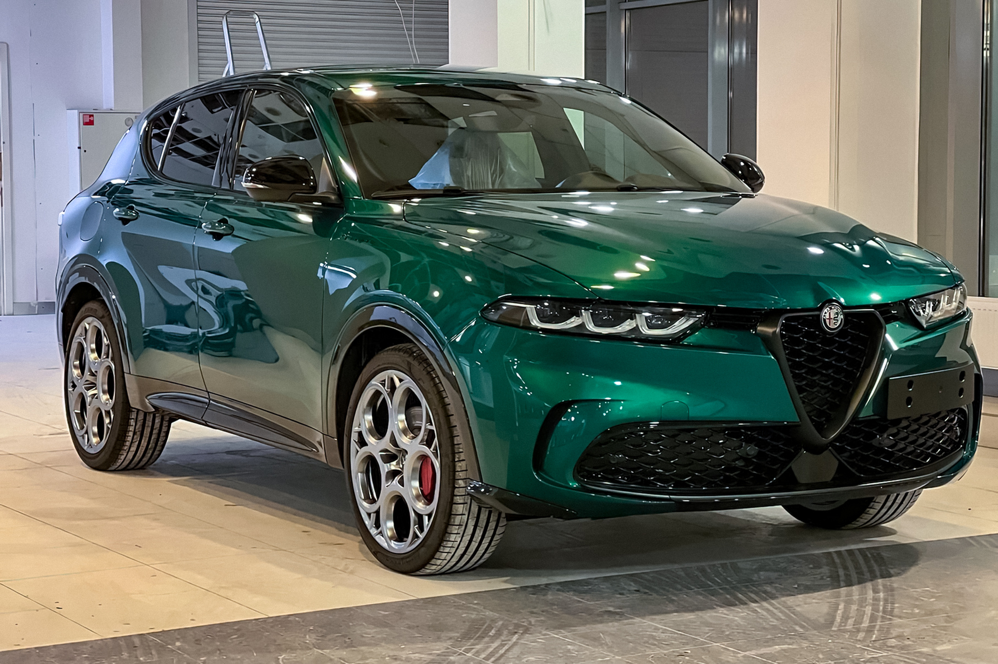 В Россию привезли новый кроссовер Alfa Romeo — Motor