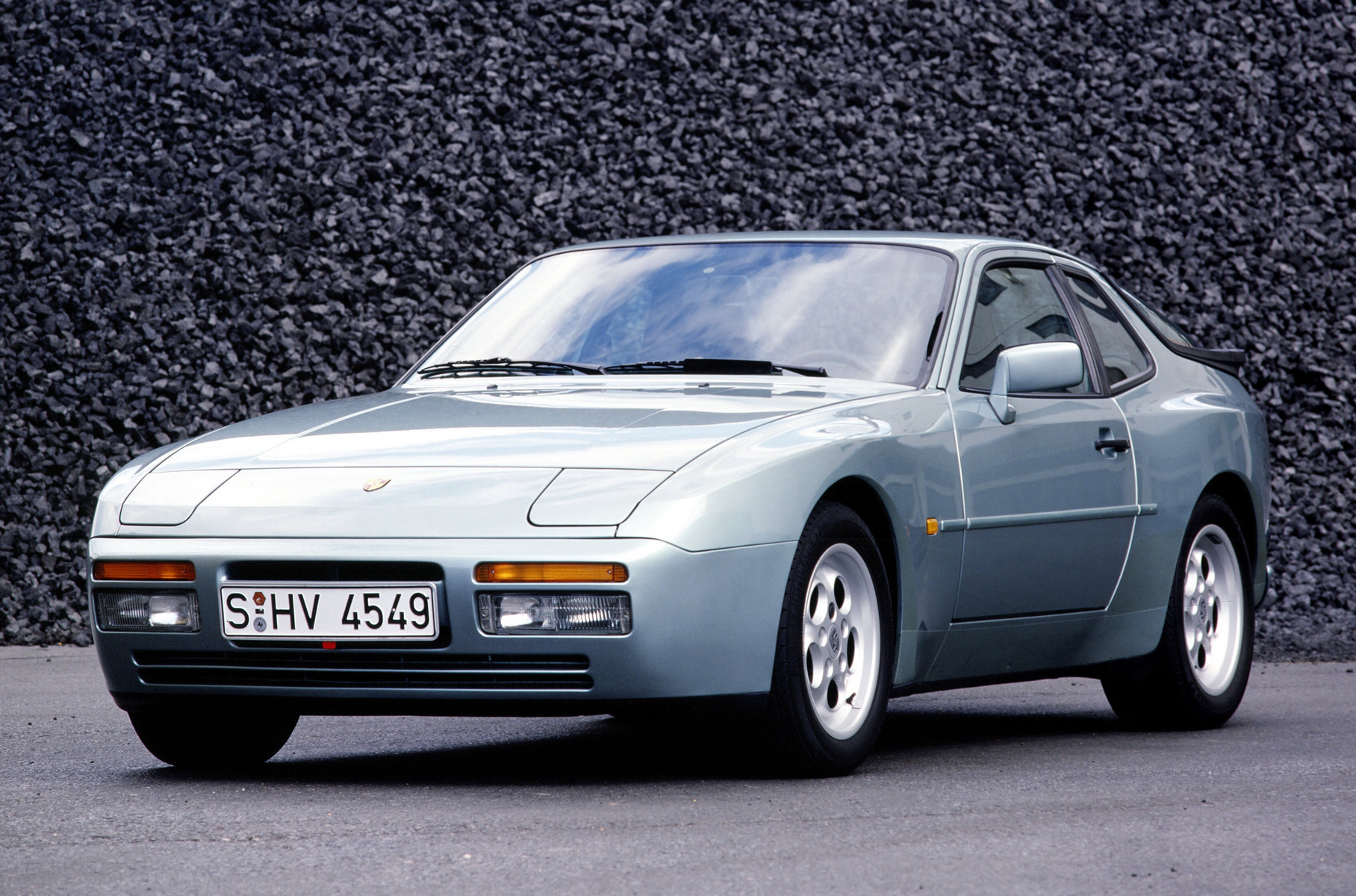 Поворотники в переднем бампере — от Porsche 944