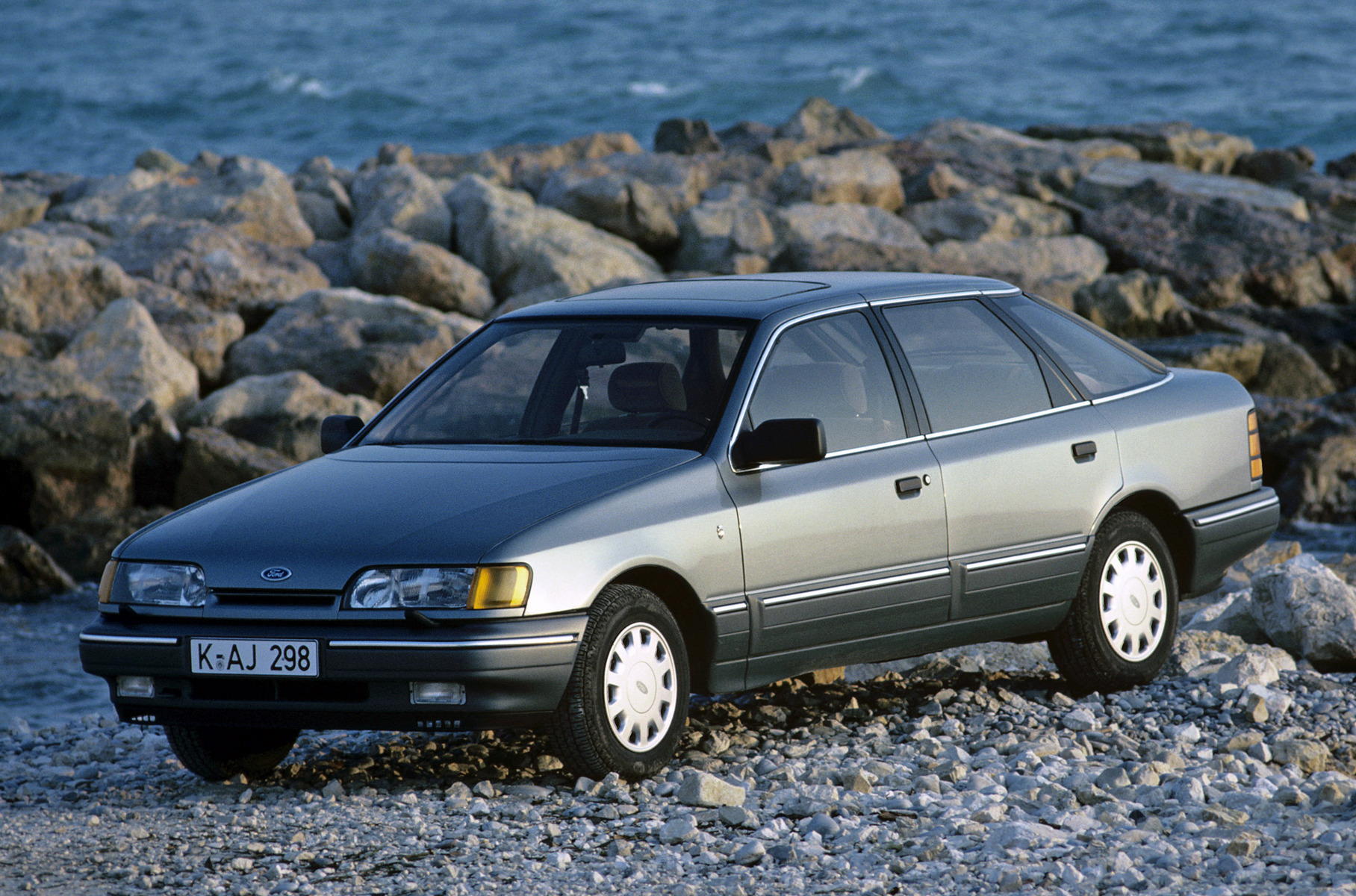 Ford Scorpio