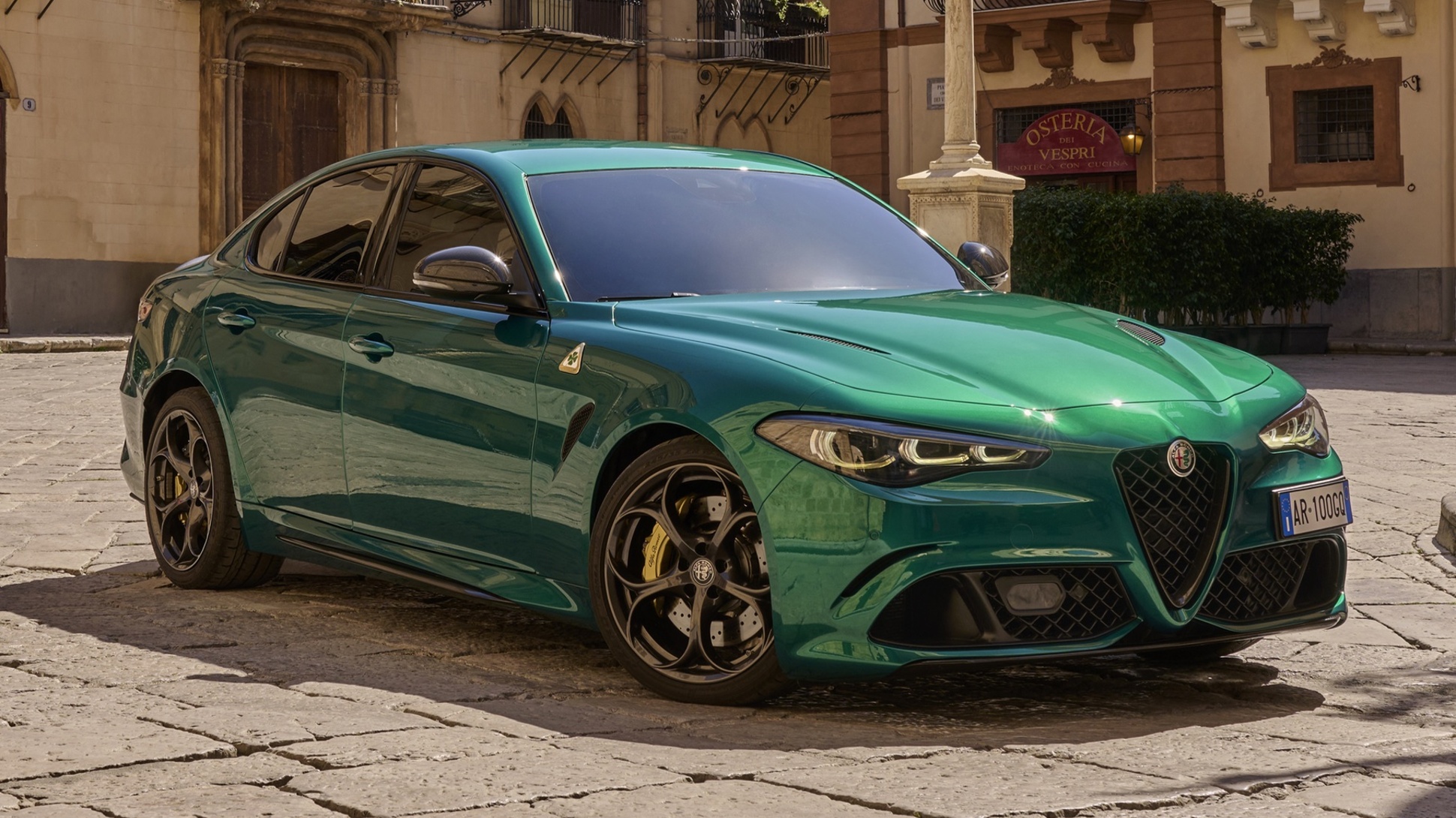 ����� ����� QUADRIFOGLIO