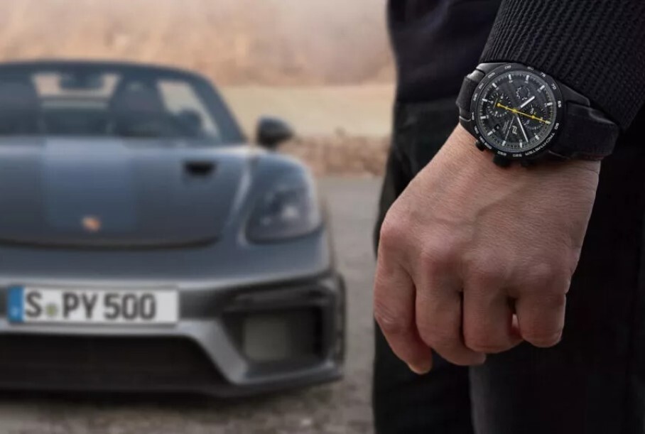 Porsche выпустила часы за 700 тысяч рублей для покупателей 718 Spyder RS