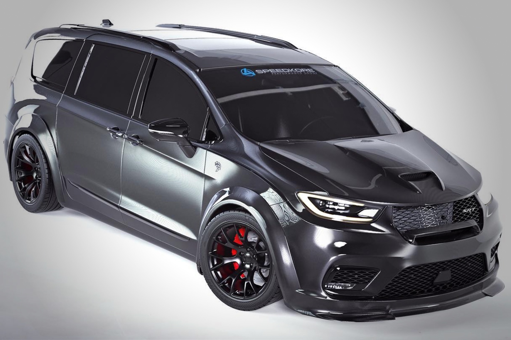 Chrysler Pacifica превратят в 1500-сильную Бабу-Ягу — Motor