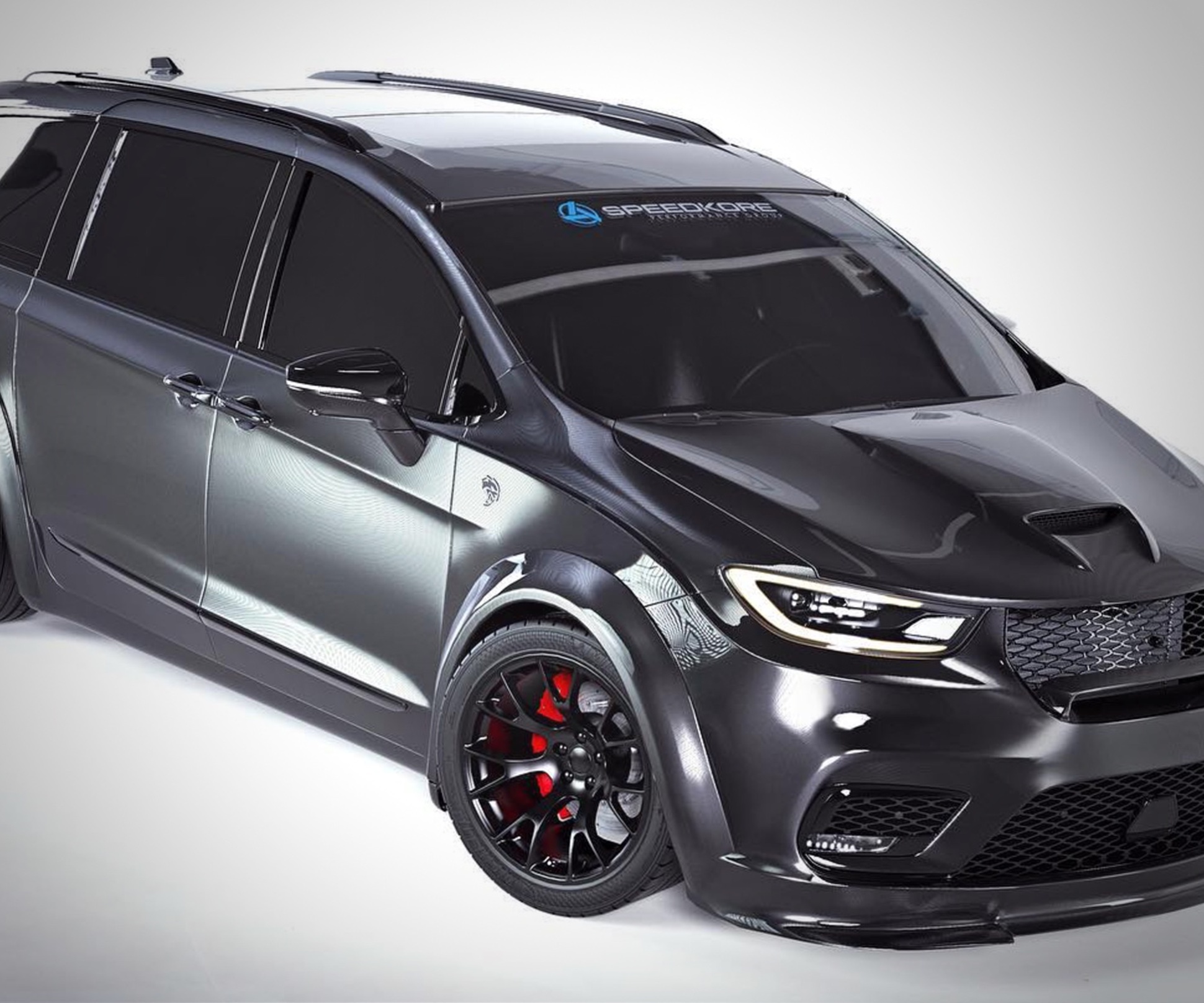 Chrysler Pacifica превратят в 1500-сильную Бабу-Ягу — Motor