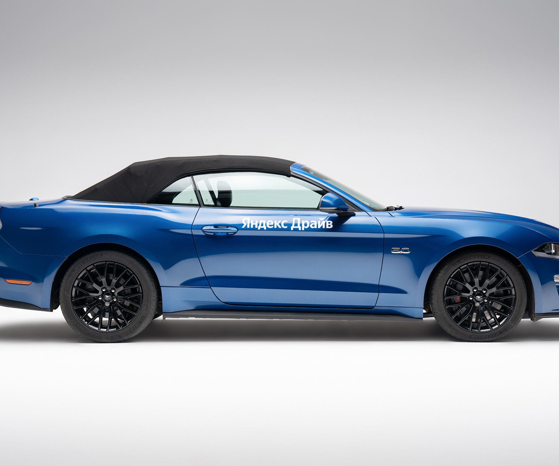 В столичном каршеринге появились новые Ford Mustang GT — Motor