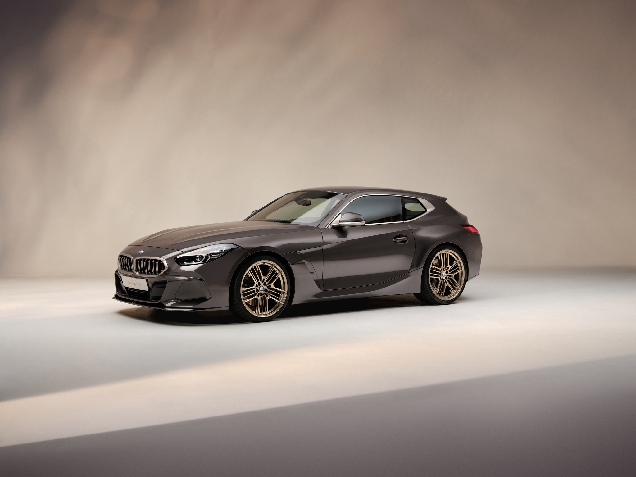 Видео-ролик «BMW Z4 - экстерьер и интерьер» с BMW Z4 Roadster (G29)