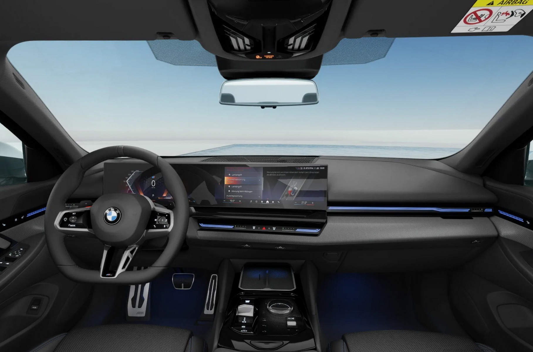 Салон базовой BMW 520i