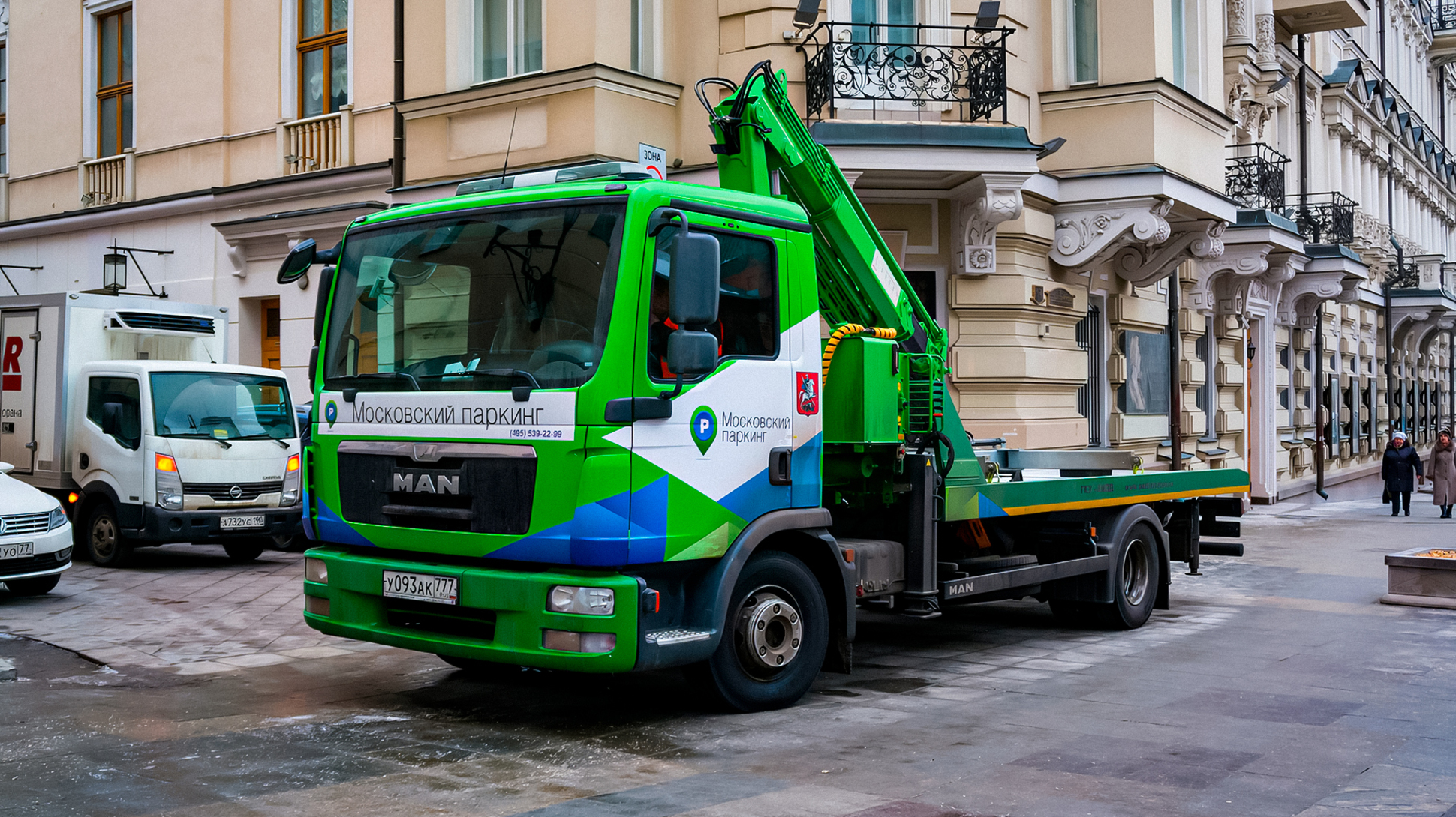 В Госдуме предложили смягчить правила парковки в Москве — Motor