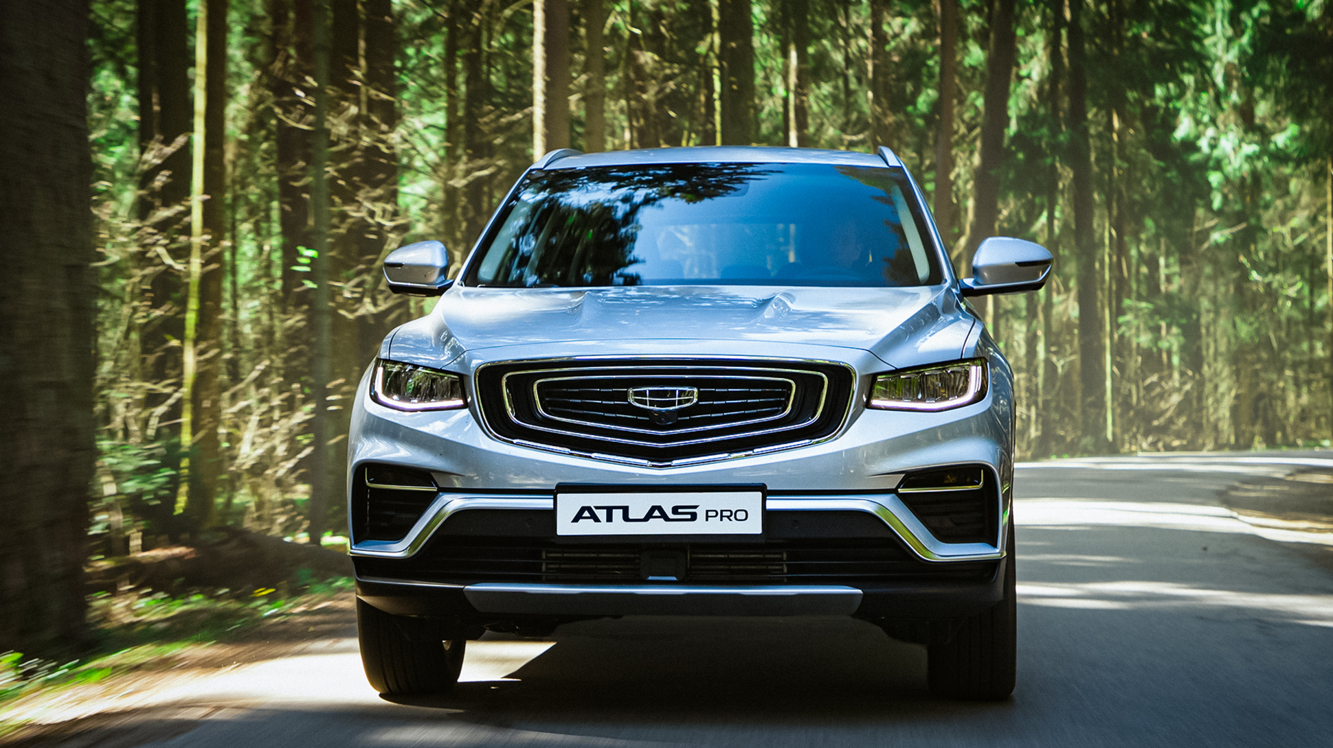 Меньше мощности, ниже цена: Geely Atlas Pro получил 150-сильную версию —  Motor