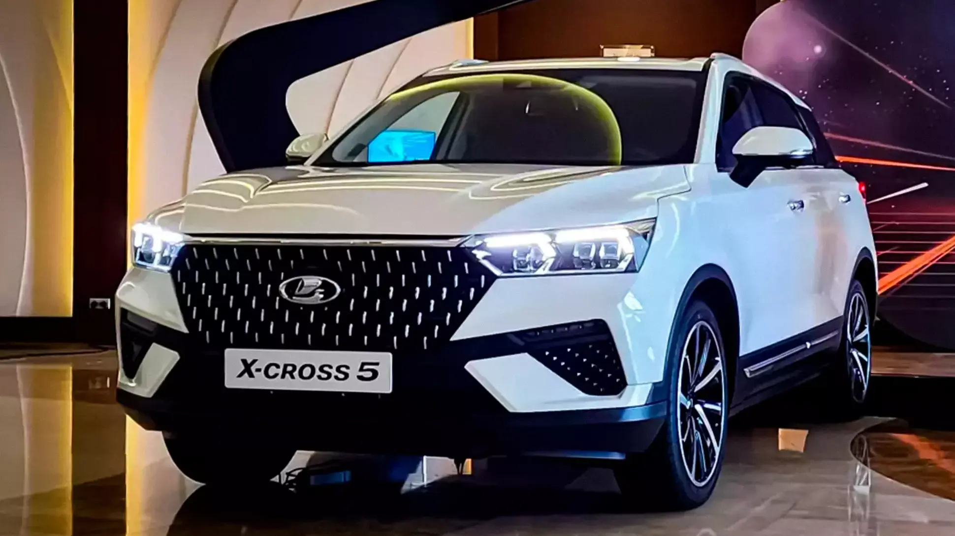 Кроссовер Lada X-Cross 5: подробности о комплектациях и оснащении — Motor