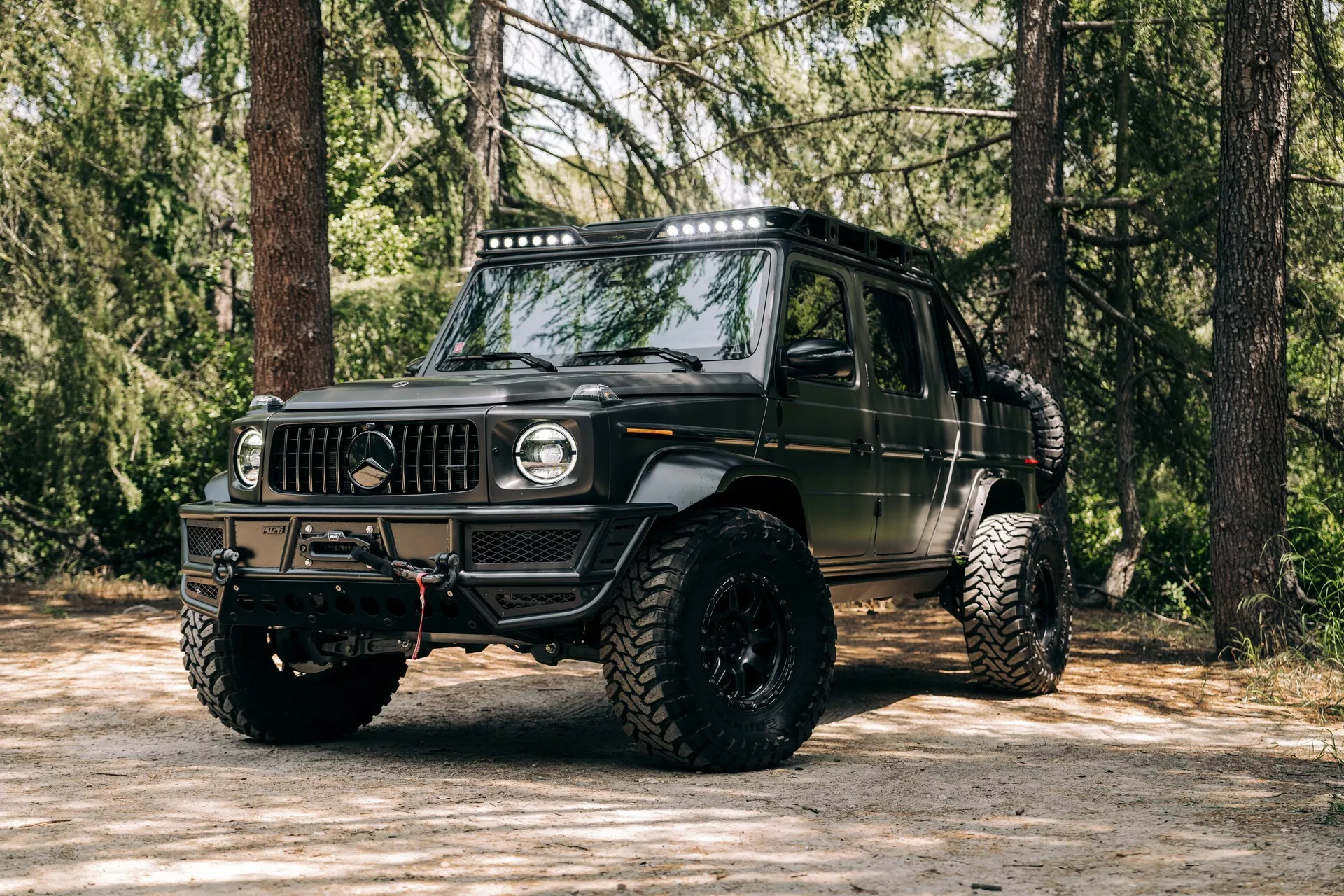 Внедорожник Mercedes-AMG G 63 превратили в брутальный удлинённый пикап —  Motor