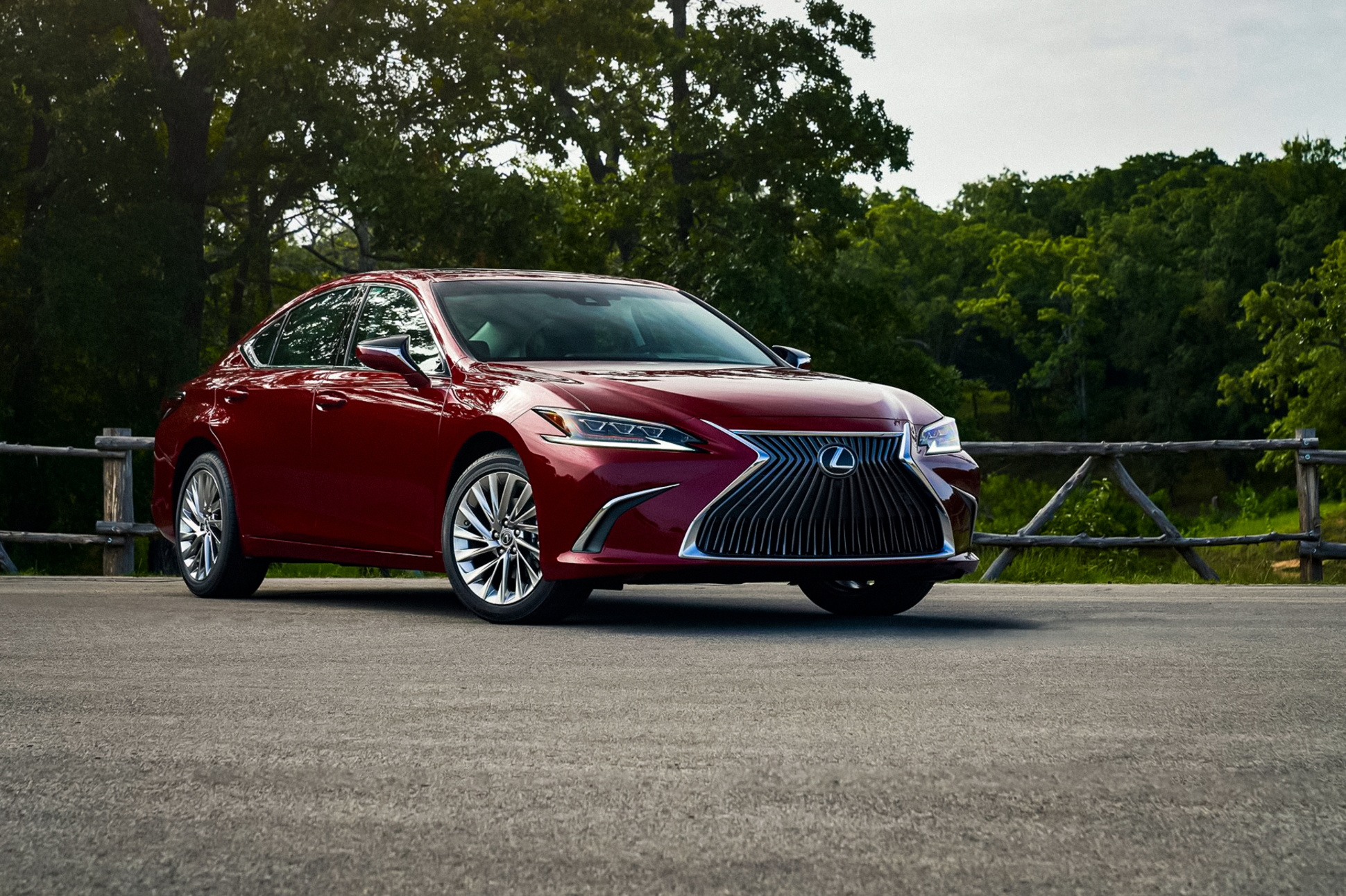 Lexus ES обновился и подорожал — Motor