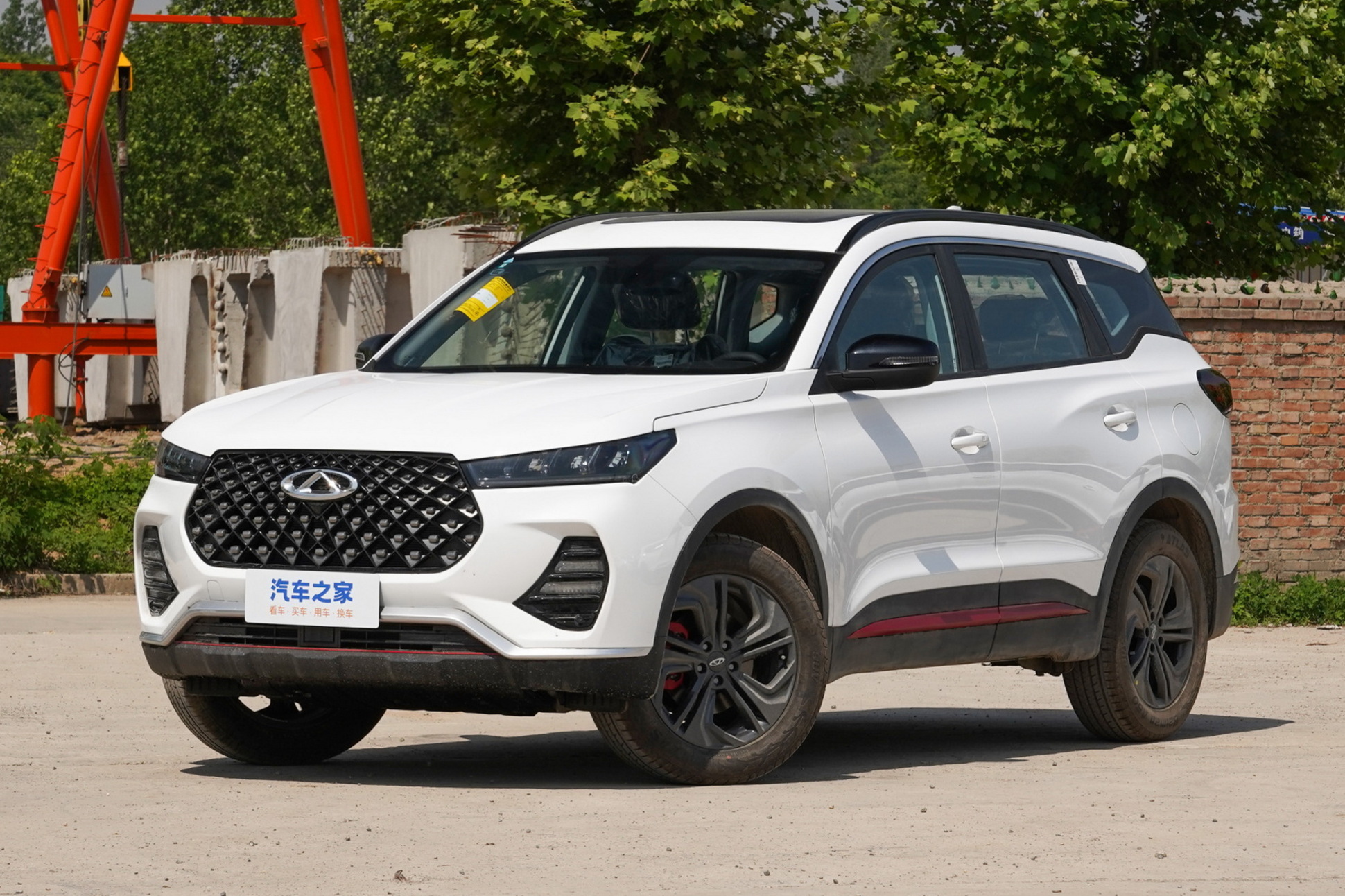 У Chery Tiggo 7 Pro появилась бюджетная версия с «механикой» — Motor