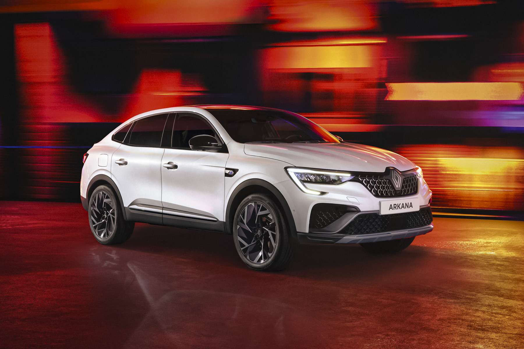 Renault обновила кроссовер Arkana — Motor