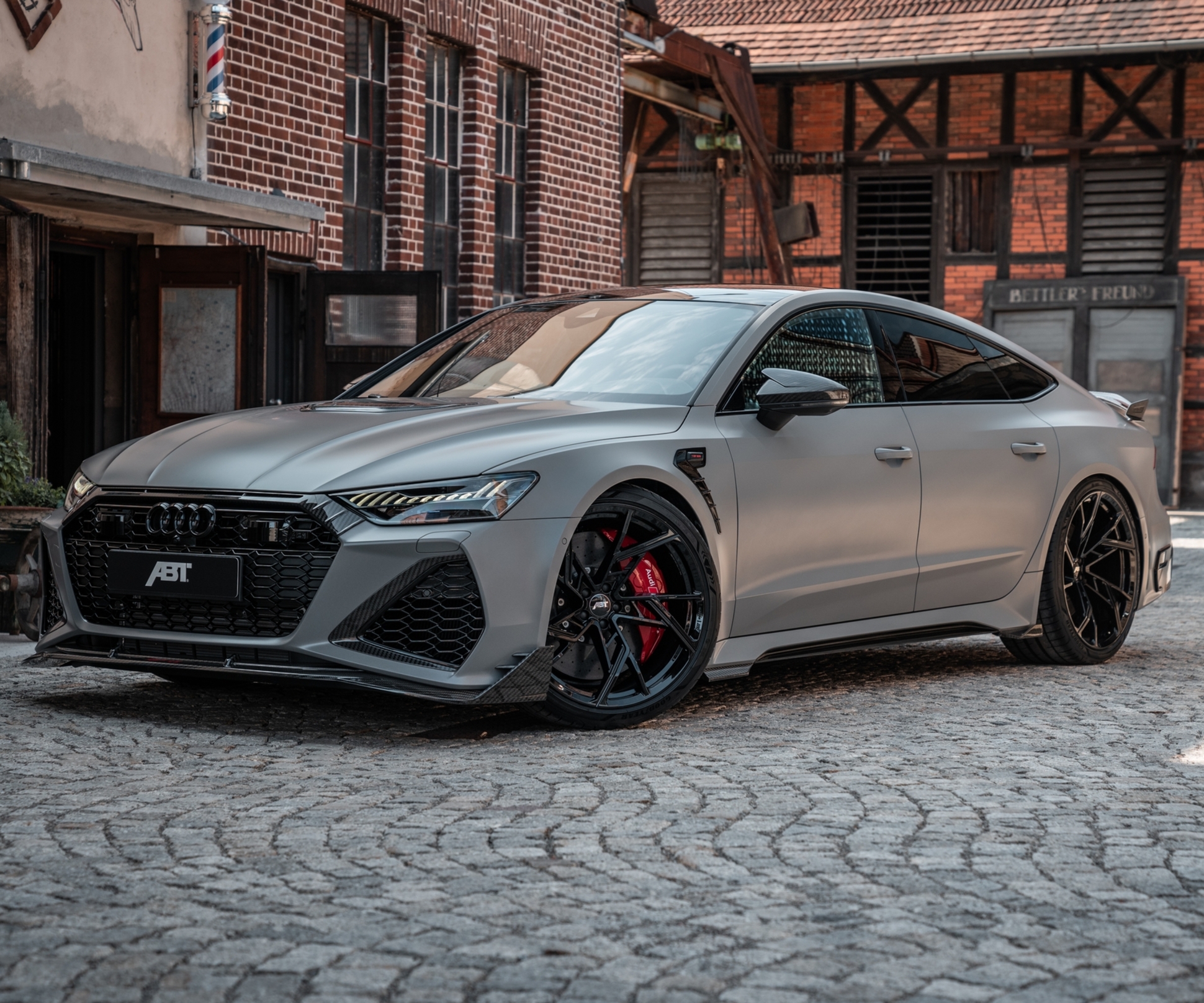 Audi RS 7 получила лимитированную 760-сильную версию — Motor