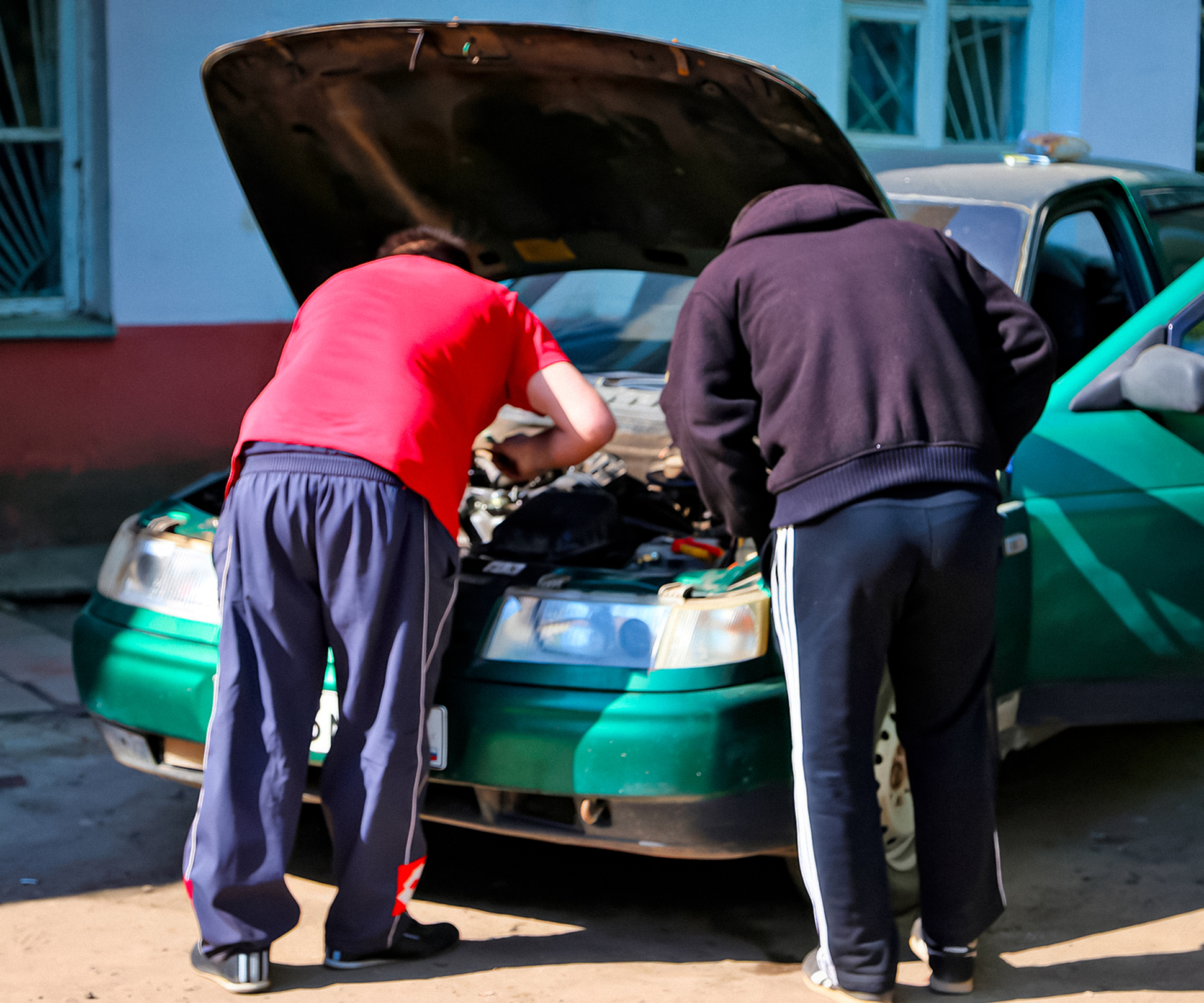 Большинство россиян вынуждены экономить на обслуживании автомобилей — Motor