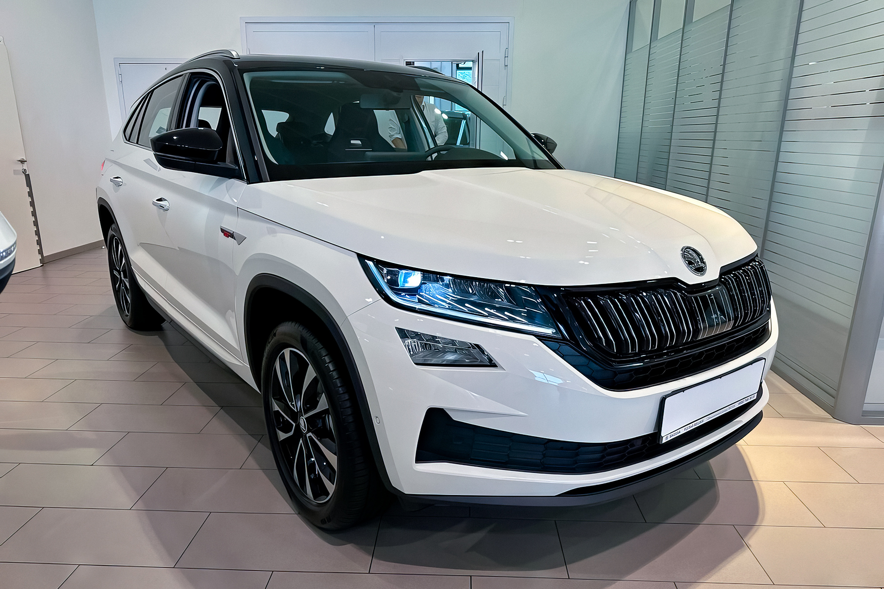 До России добрался Skoda Kodiaq GT. Известна цена — Motor