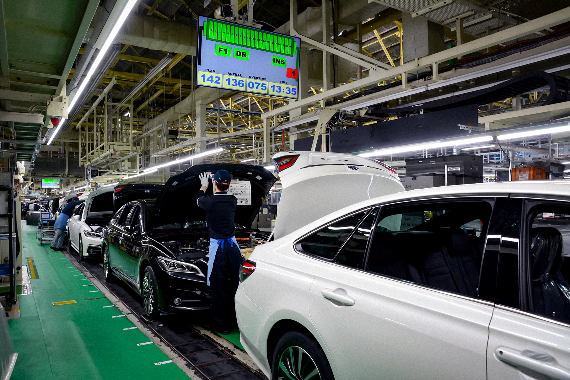 Toyota полностью остановила производство машин в Японии