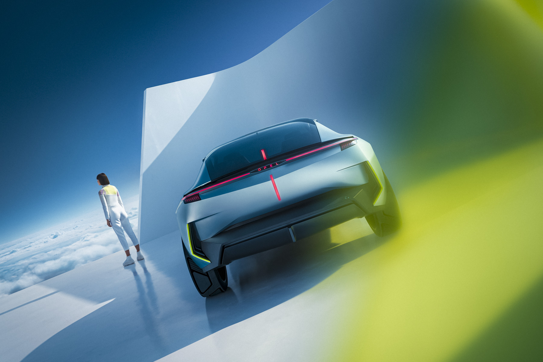 Opel показала концептуальный купе-кроссовер Experimental