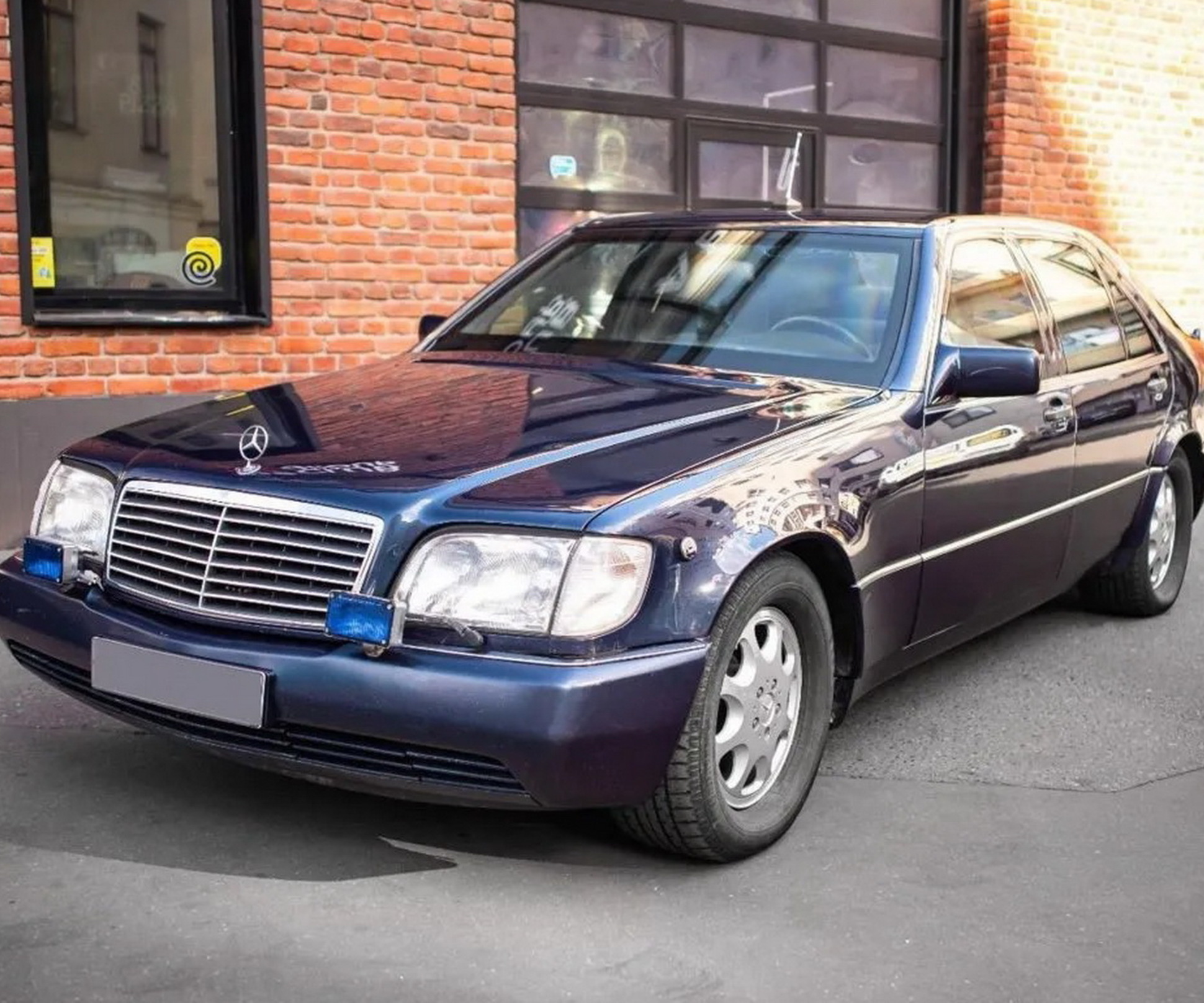 В Москве продают Mercedes-Benz W140 из Гаража особого назначения — Motor